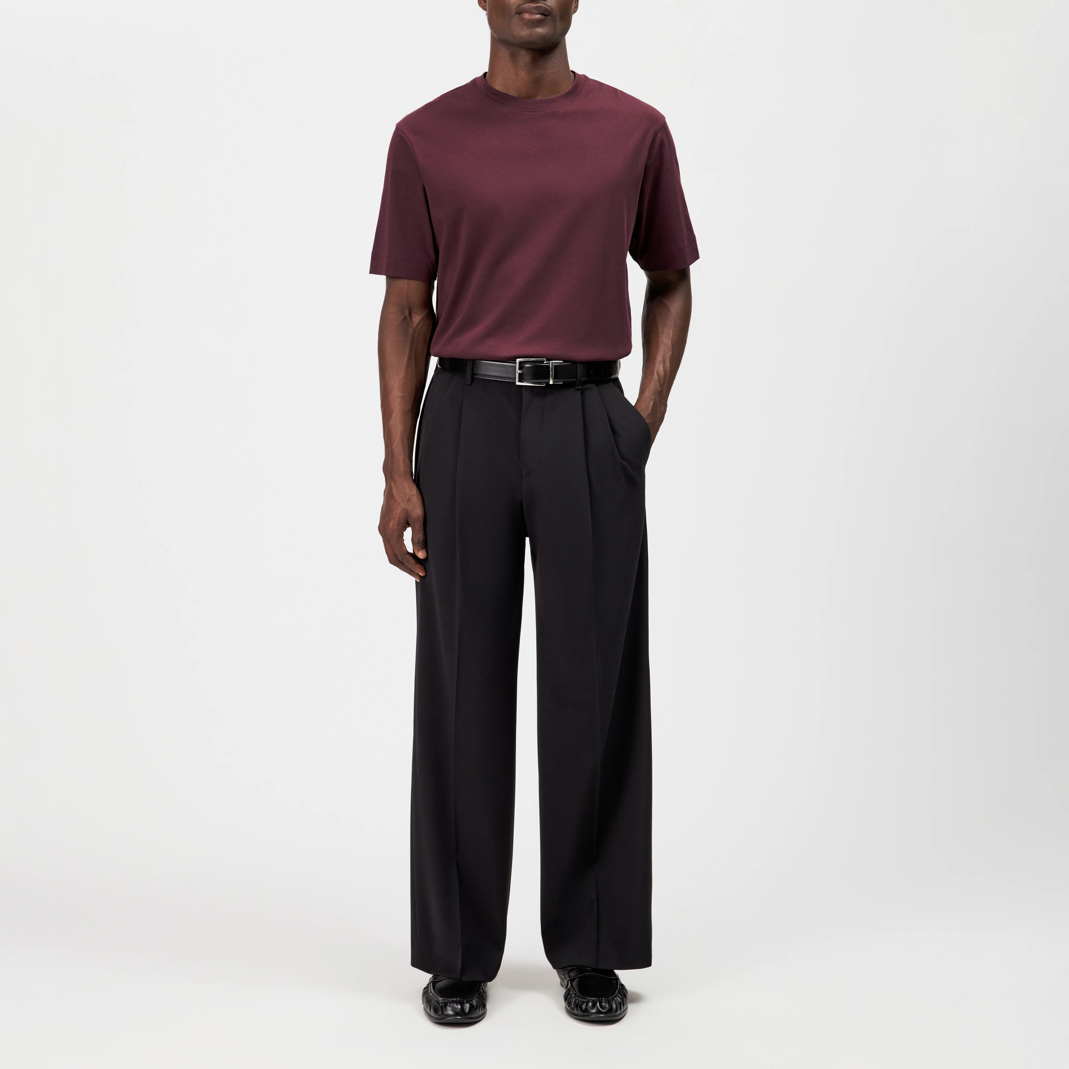 RAPHAEL - T-shirt in pure cotton - men - red - Ganzkörper-Frontansicht