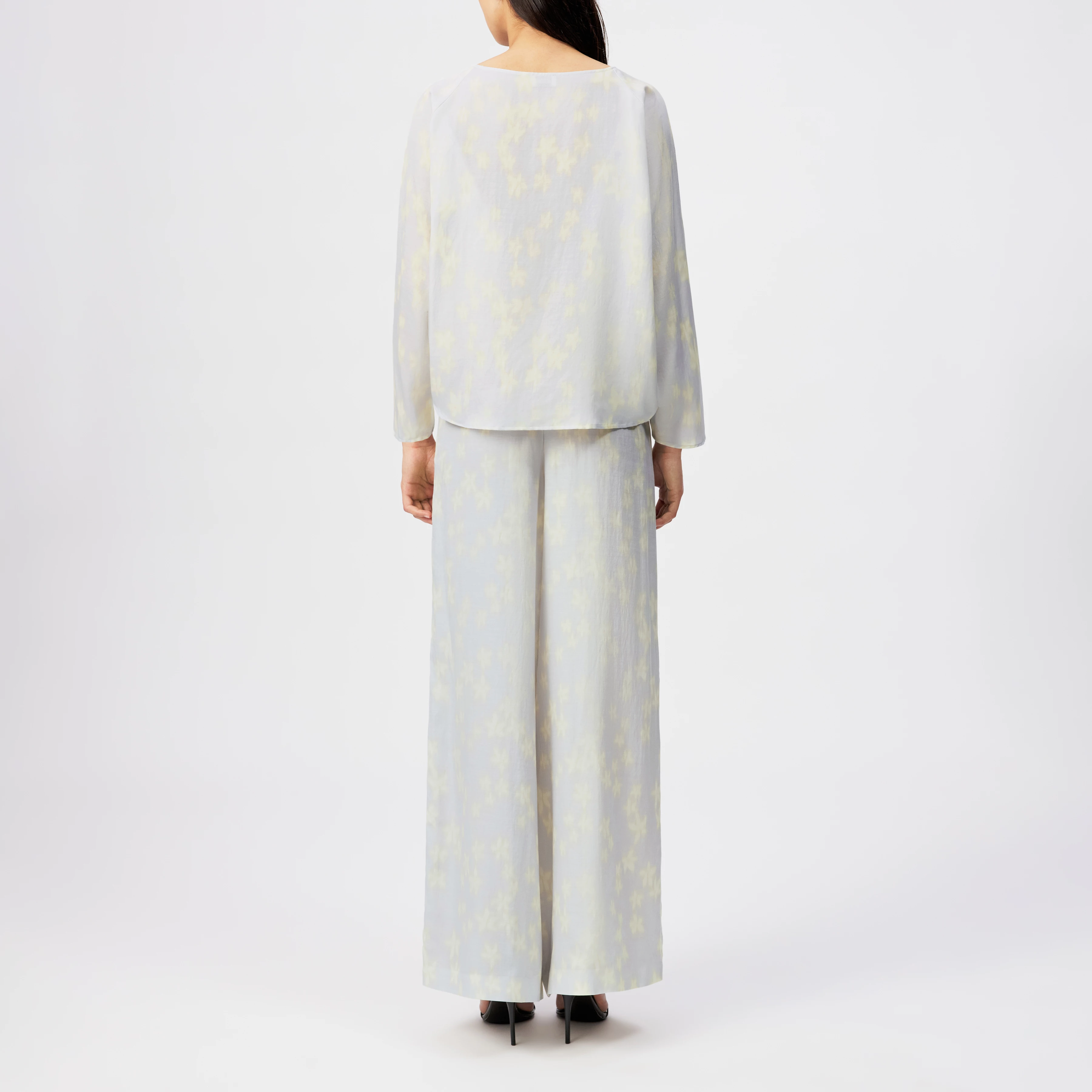 NIALINI - Relaxed Fit Satin Blouse - women - grey - Rückansicht