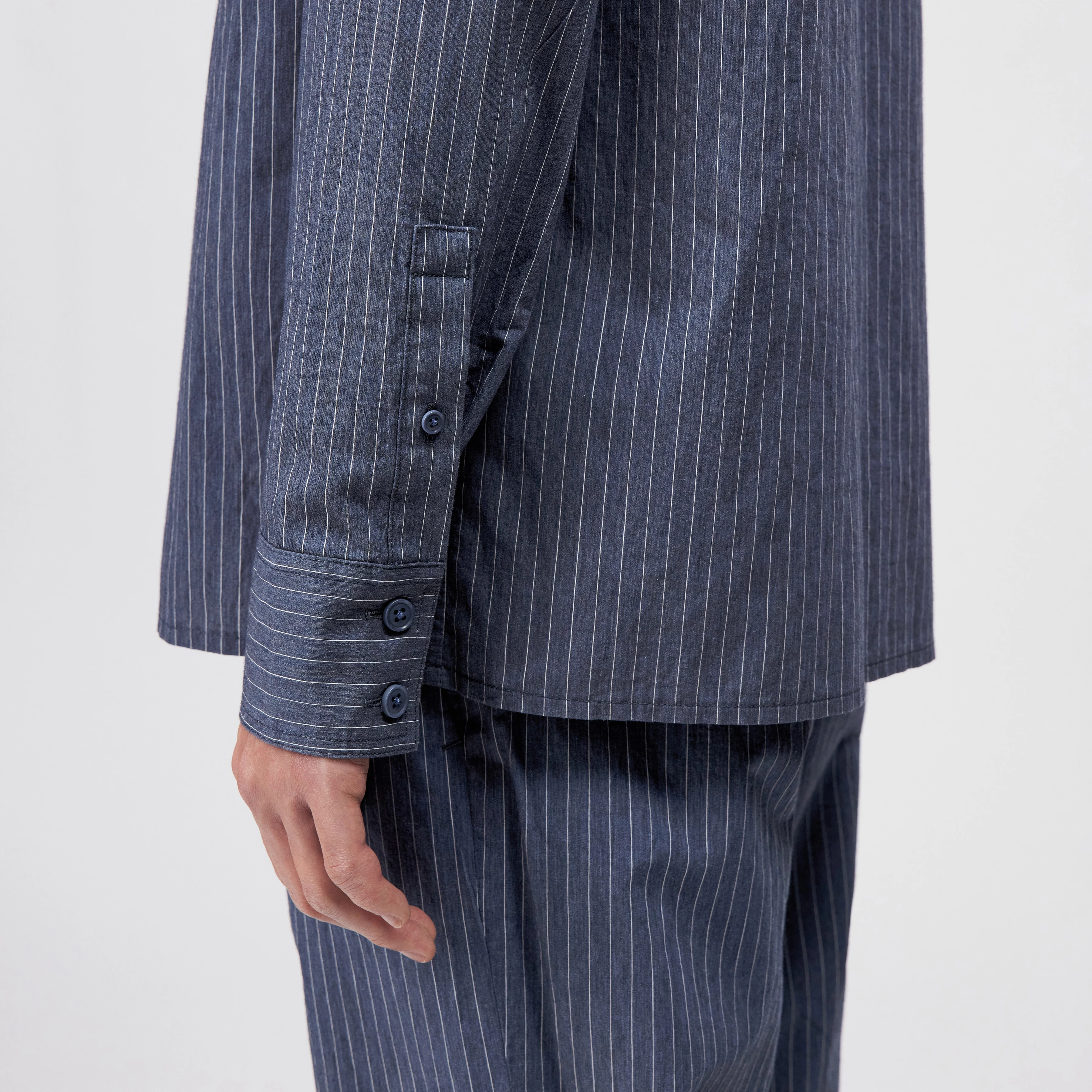 SORIC - Regular Fit Hemd in Streifen-Design in Baumwoll-Mix - Herren - blau - Detailansicht am Model