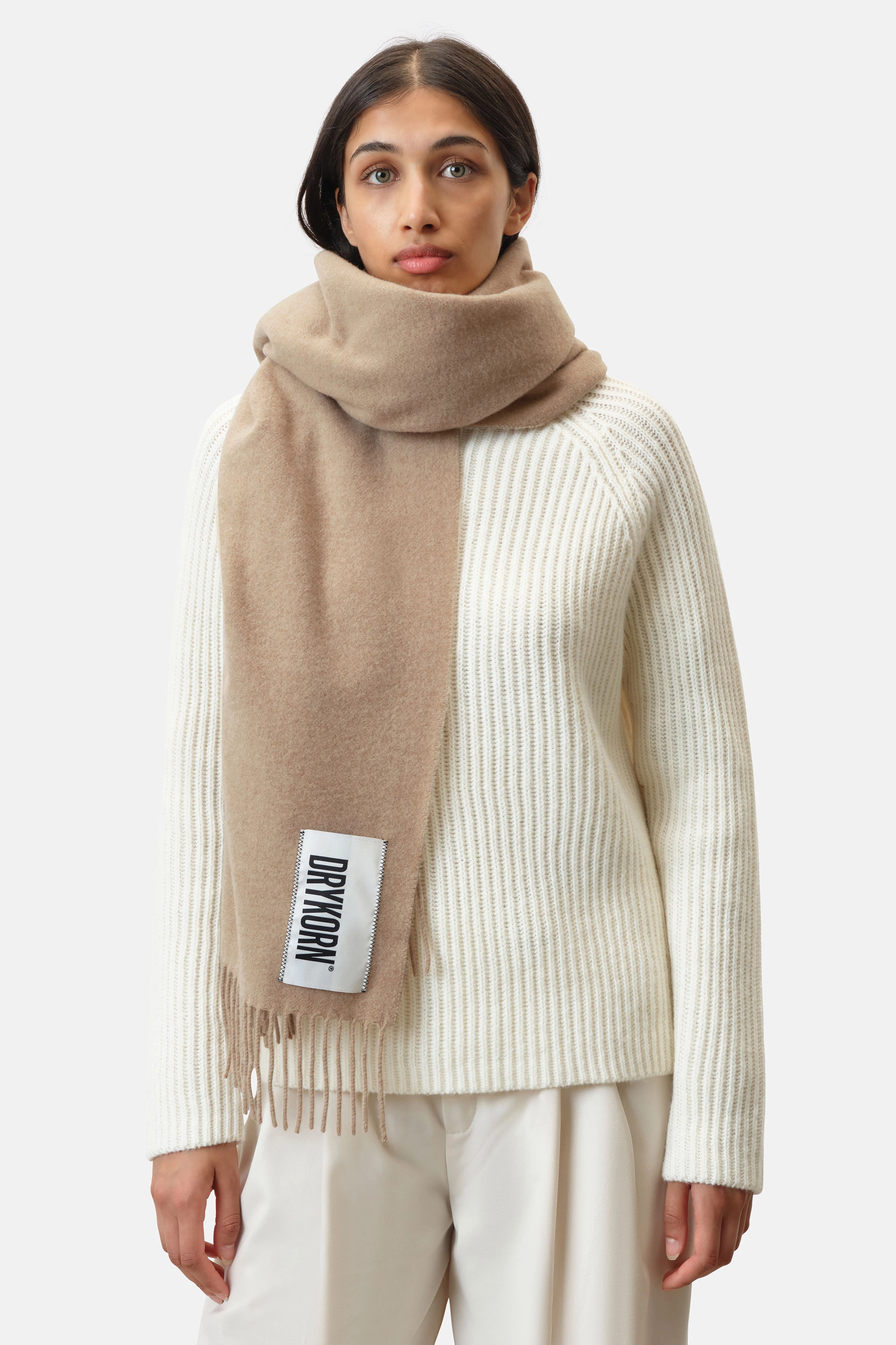 GAZE - scarf in pure wool - unisex - brown - Frontansicht