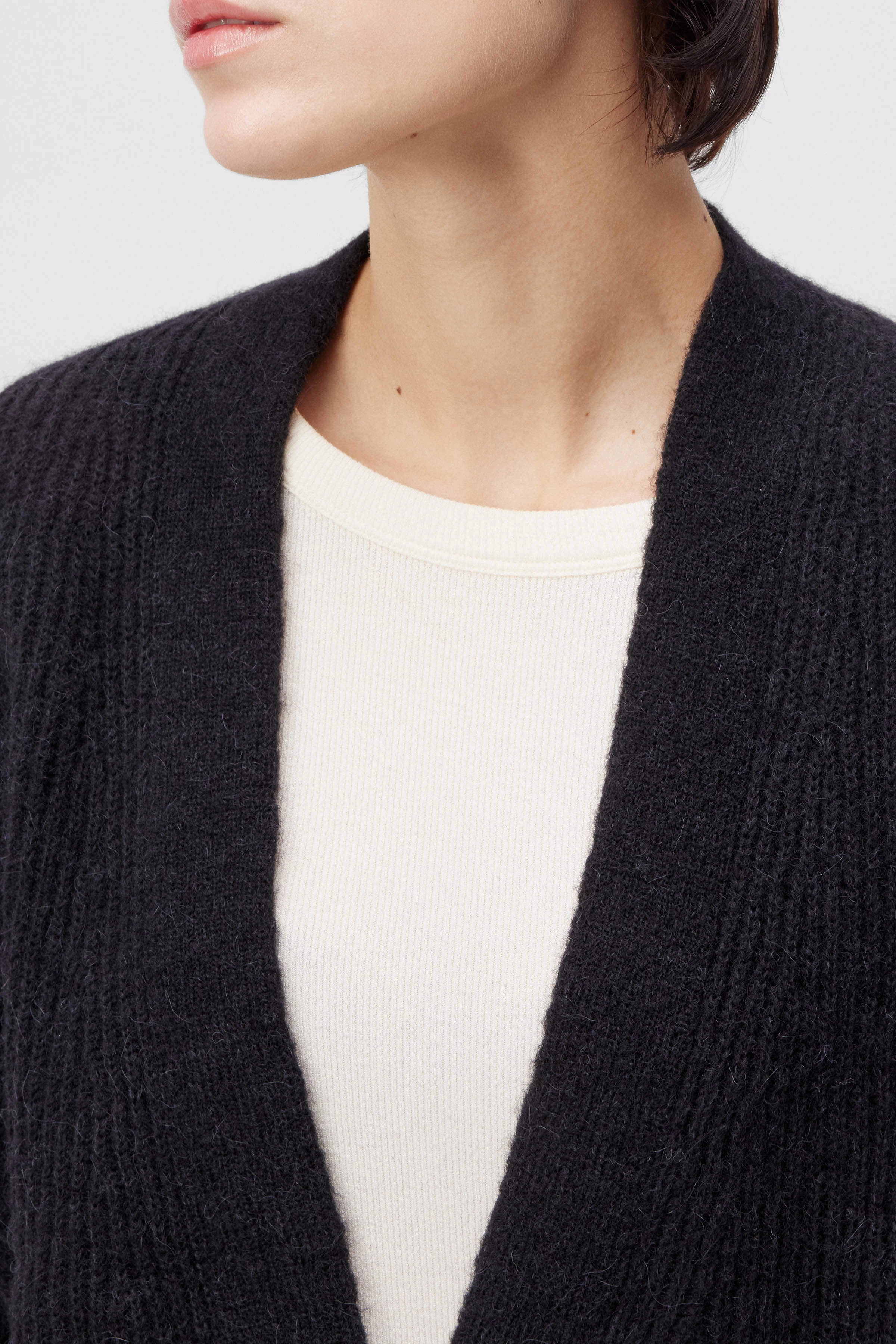 SONTJE - Veste en tricot en mélange d'alpaga et de laine - women - noir - Seitenansicht