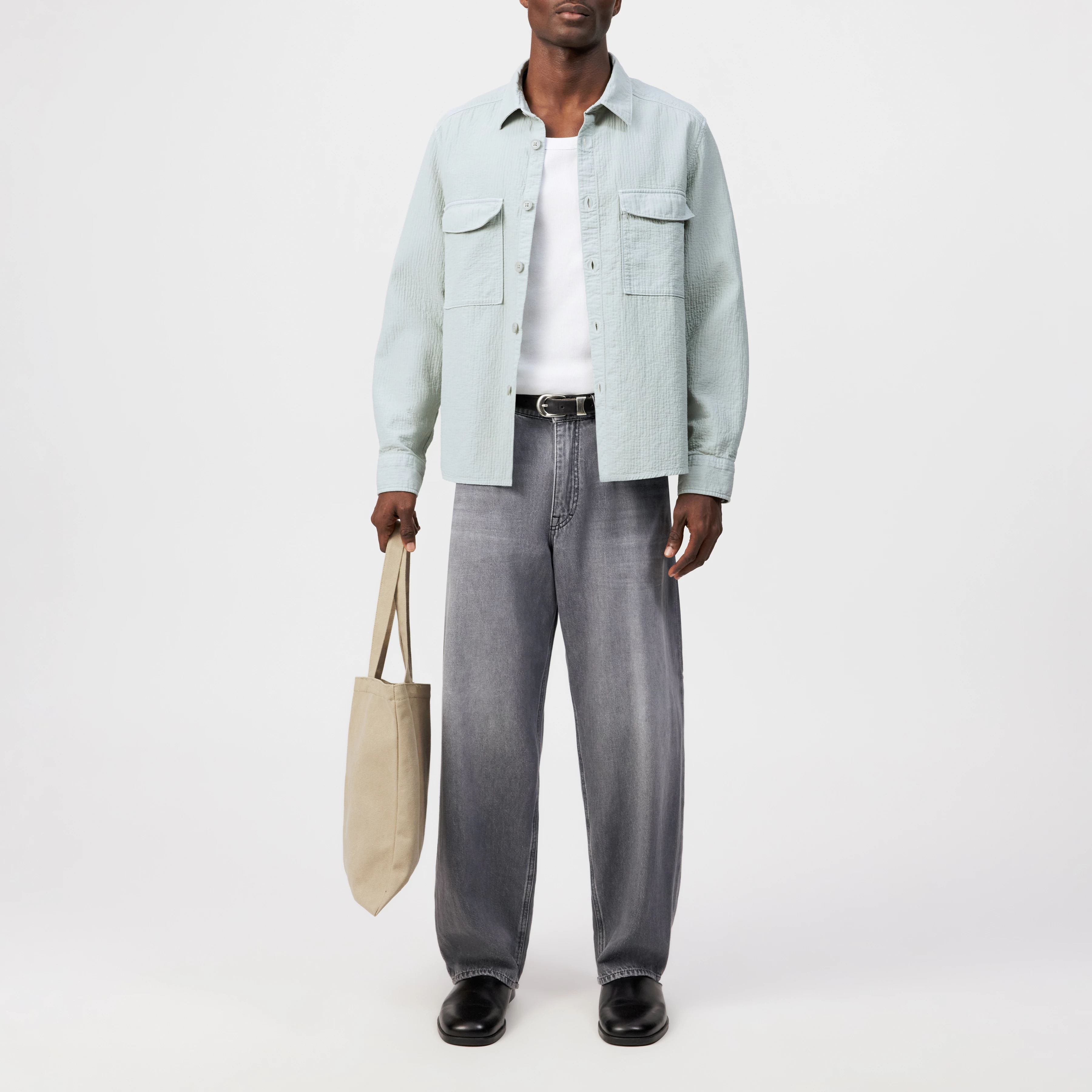 GUNRAY - Relaxed fit seersucker overshirt - men - green - Ganzkörper-Frontansicht