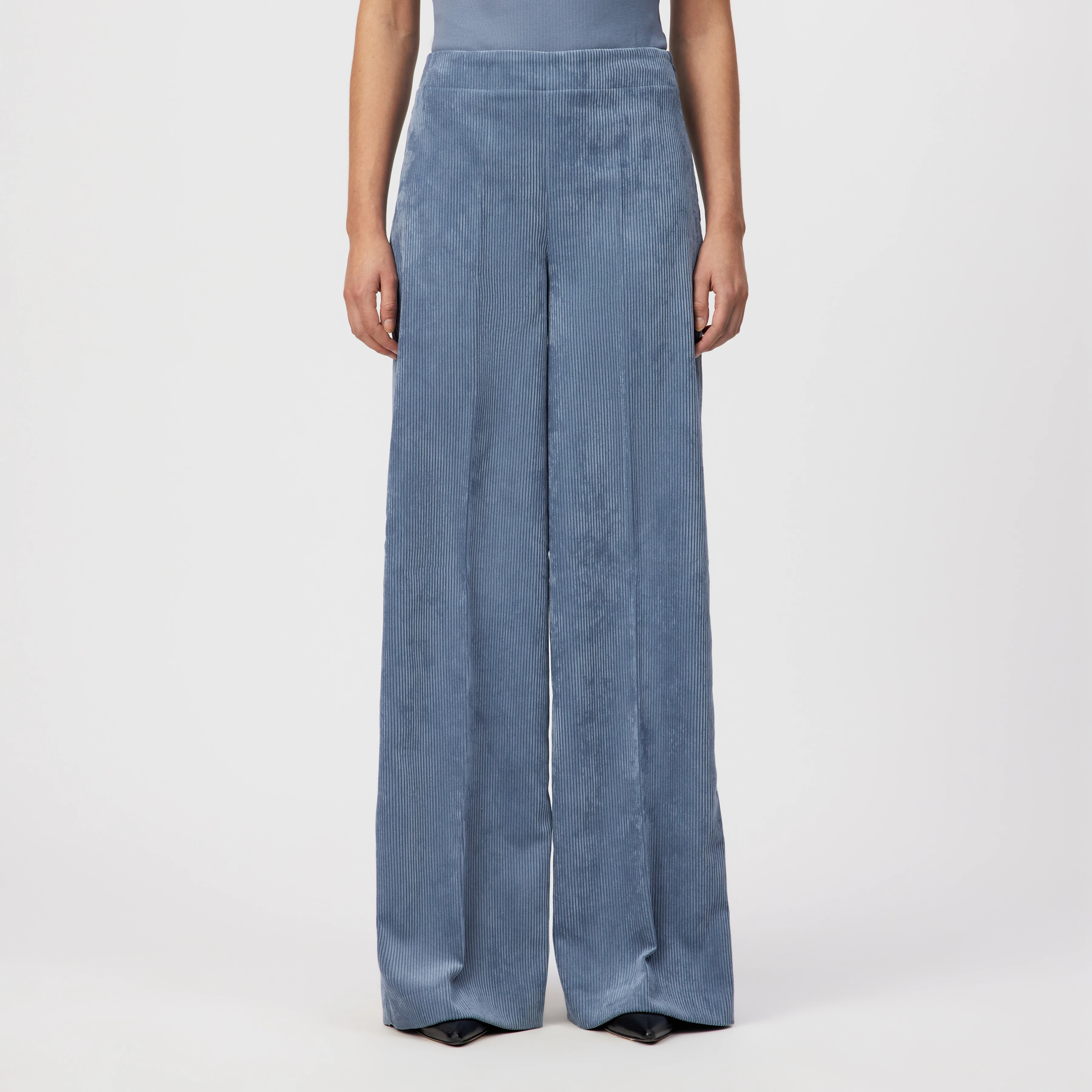 BEFORE - Marlenehose in Cord - Damen - blau - Frontansicht