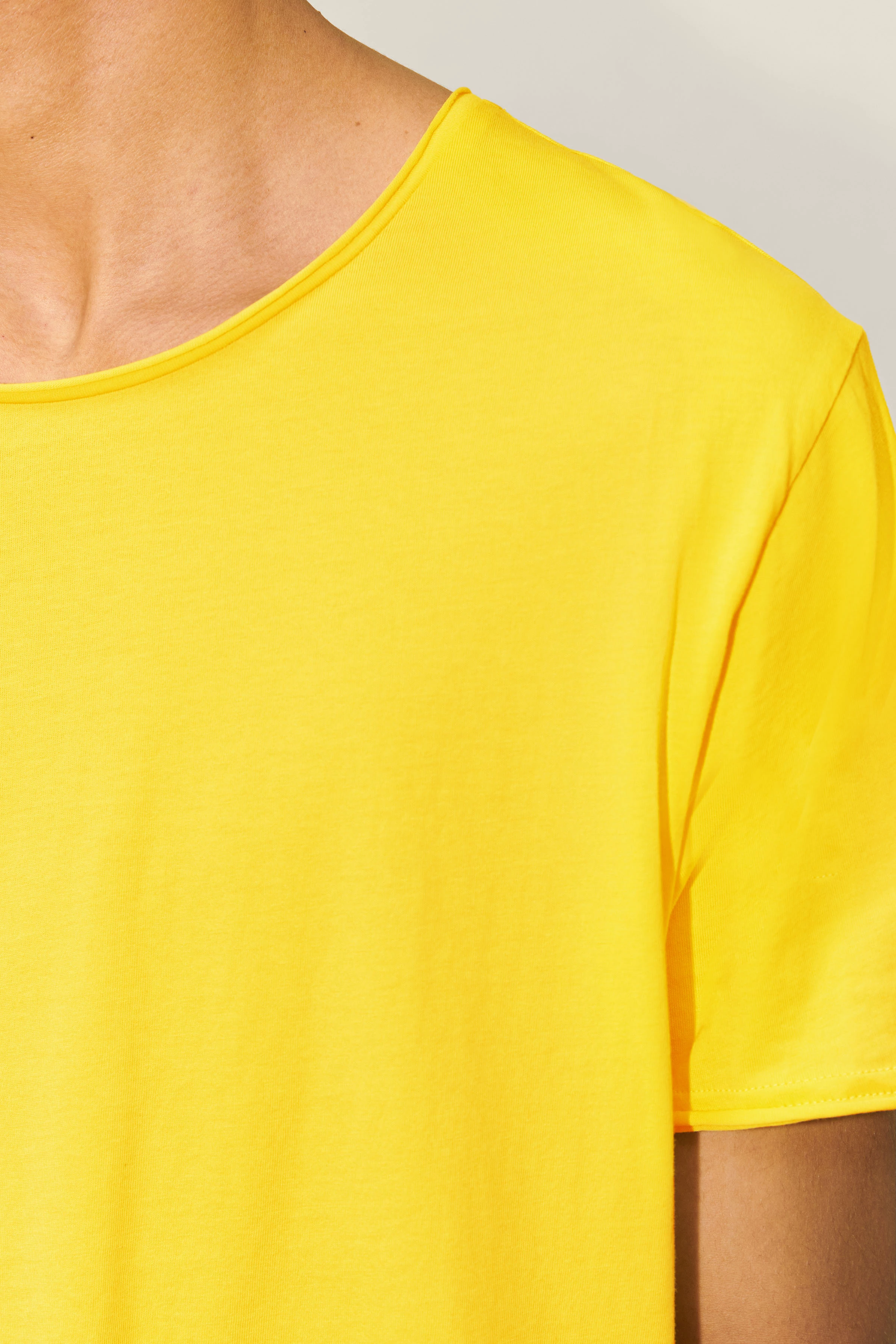 KENDRICK - Lockeres T-Shirt aus Baumwolle - Herren - gelb - Seitenansicht