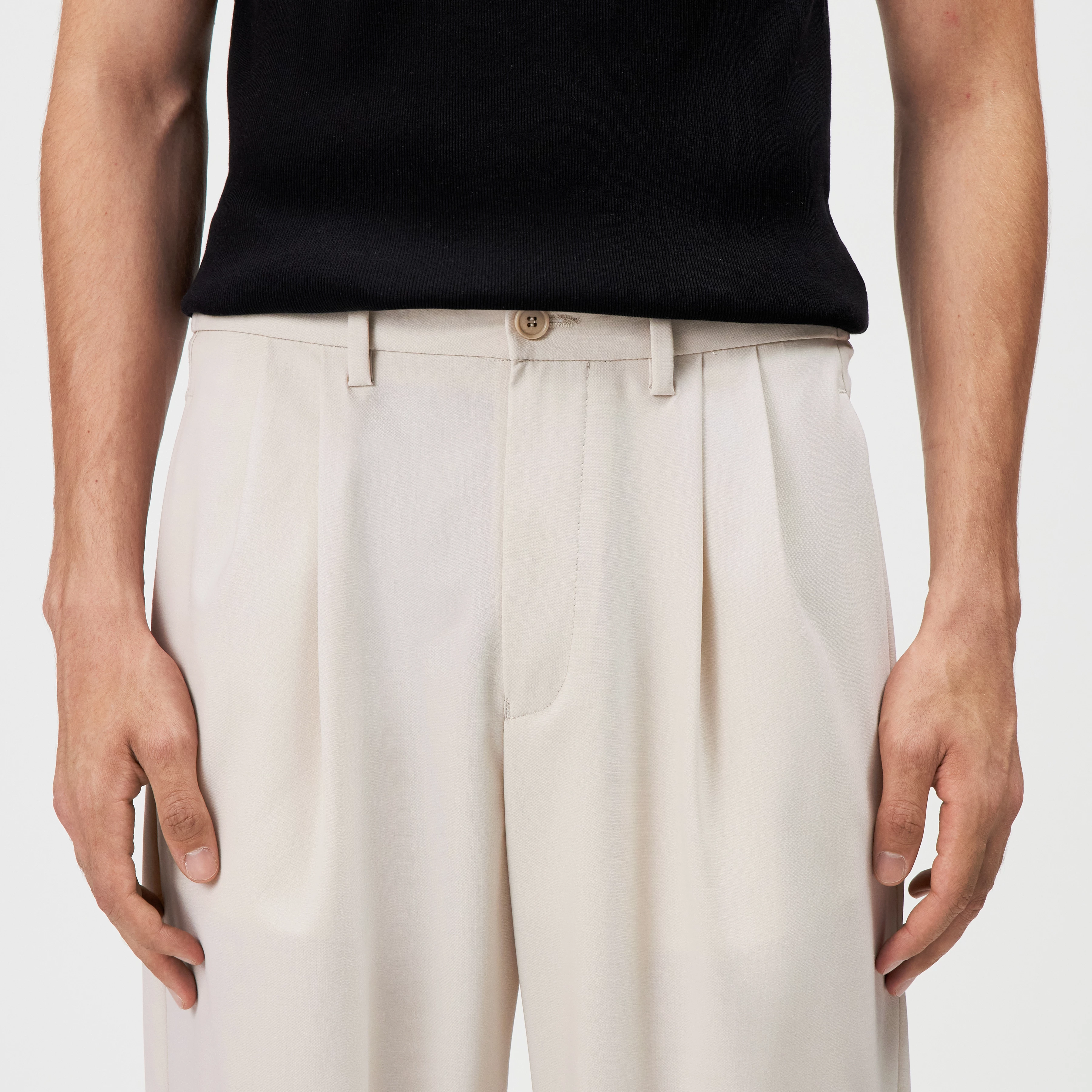 MARYKO - Pantalon ajusté en mélange de laine - men - beige - Detailansicht am Model