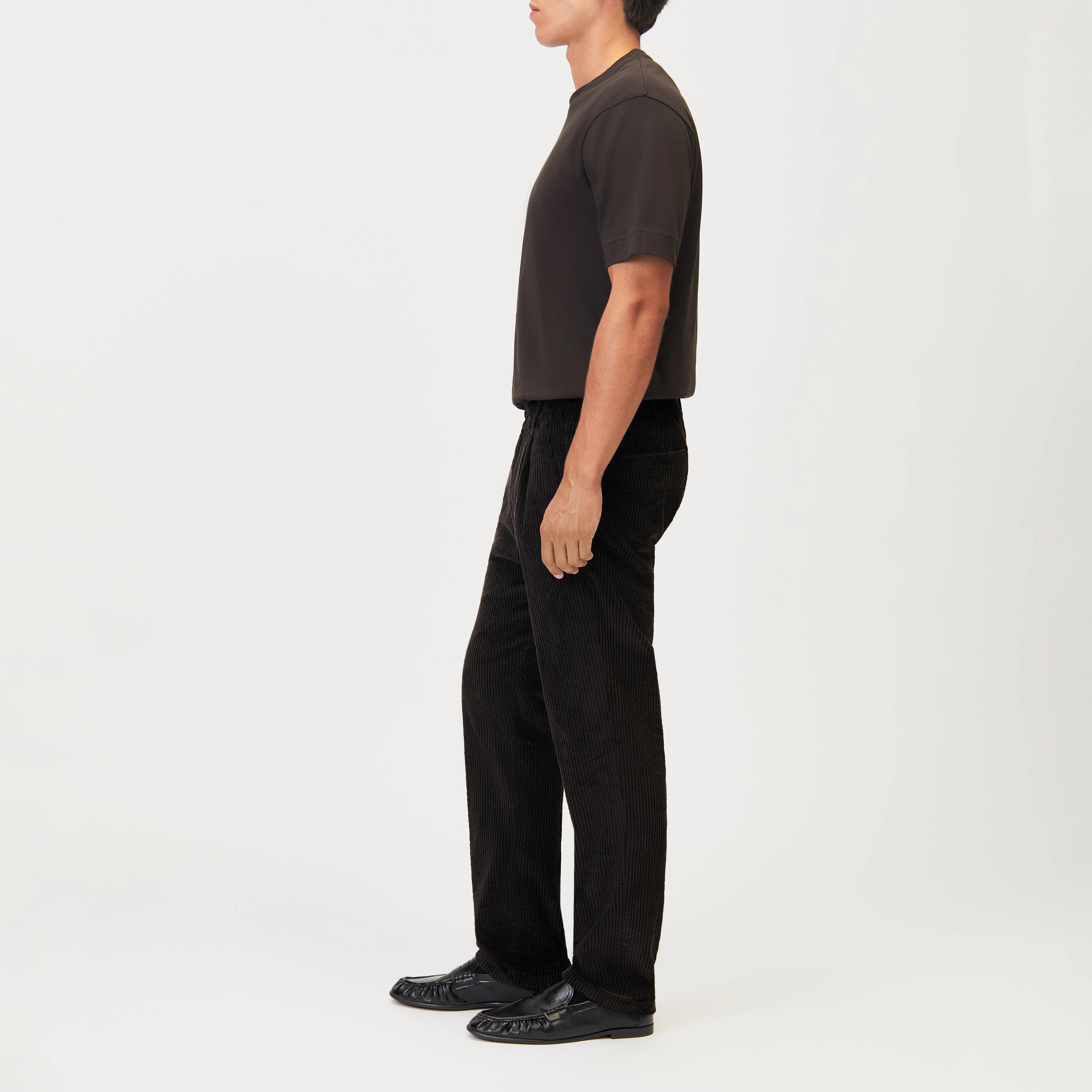 CHASY_RGLR - Casual Hose mit Bundfalte in Jumbo Cord - Herren - braun - Seitenansicht
