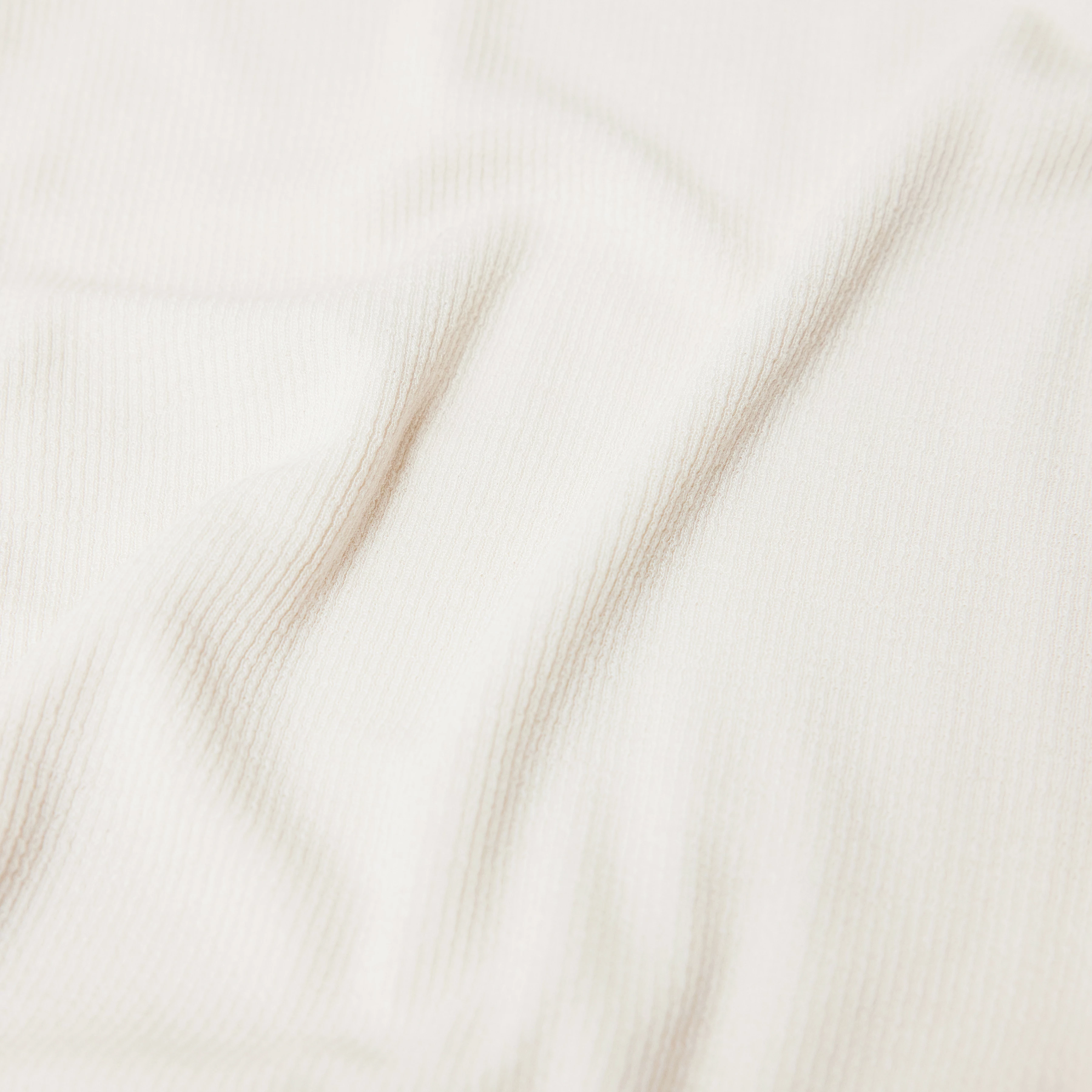 BAJARI - Slim-fit long-sleeved top in soft modal blend - women - off white - Materialbild (B2C)