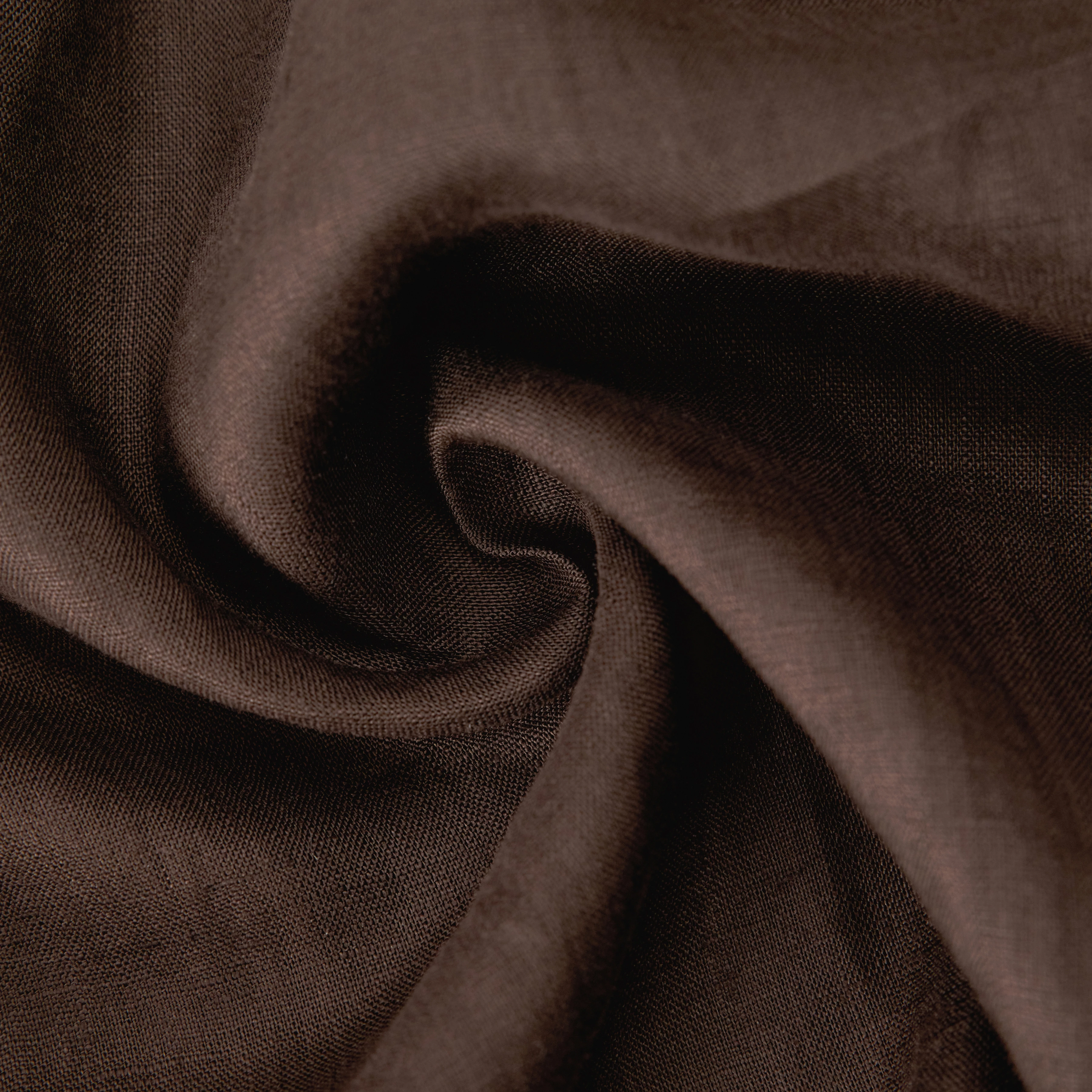 LUMIRA - Bandeau maxi dress with ruffle in pure linen - women - brown - Materialbild (B2C)