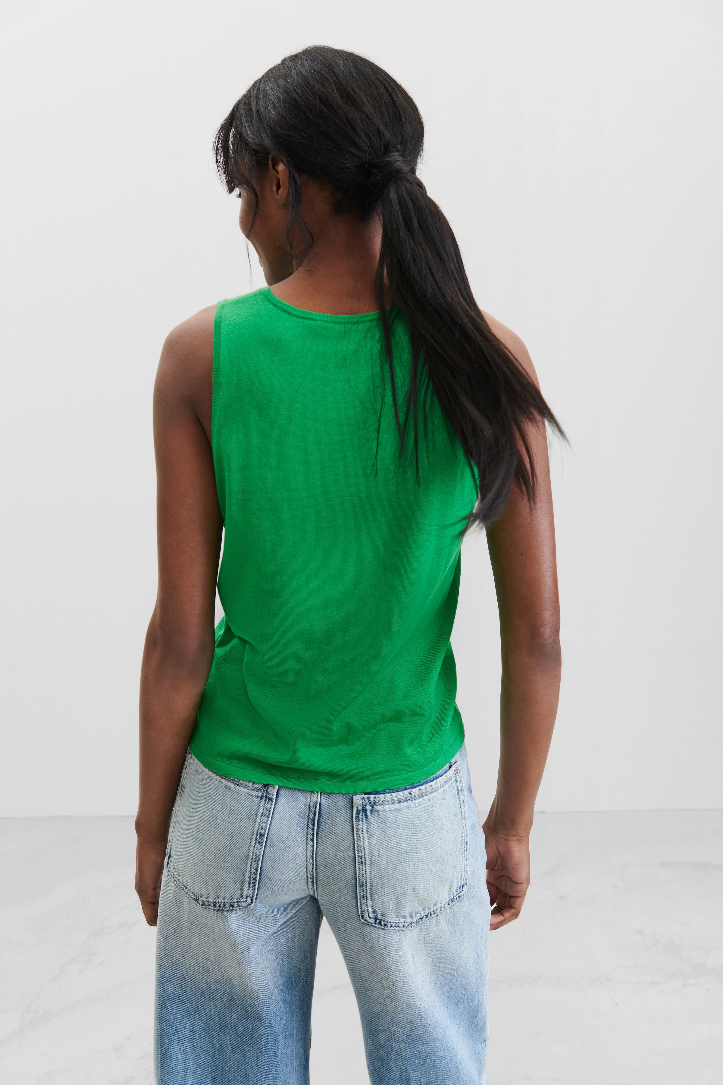 ETOYA - silk-cotton mix knitted top - women - green - Rückansicht
