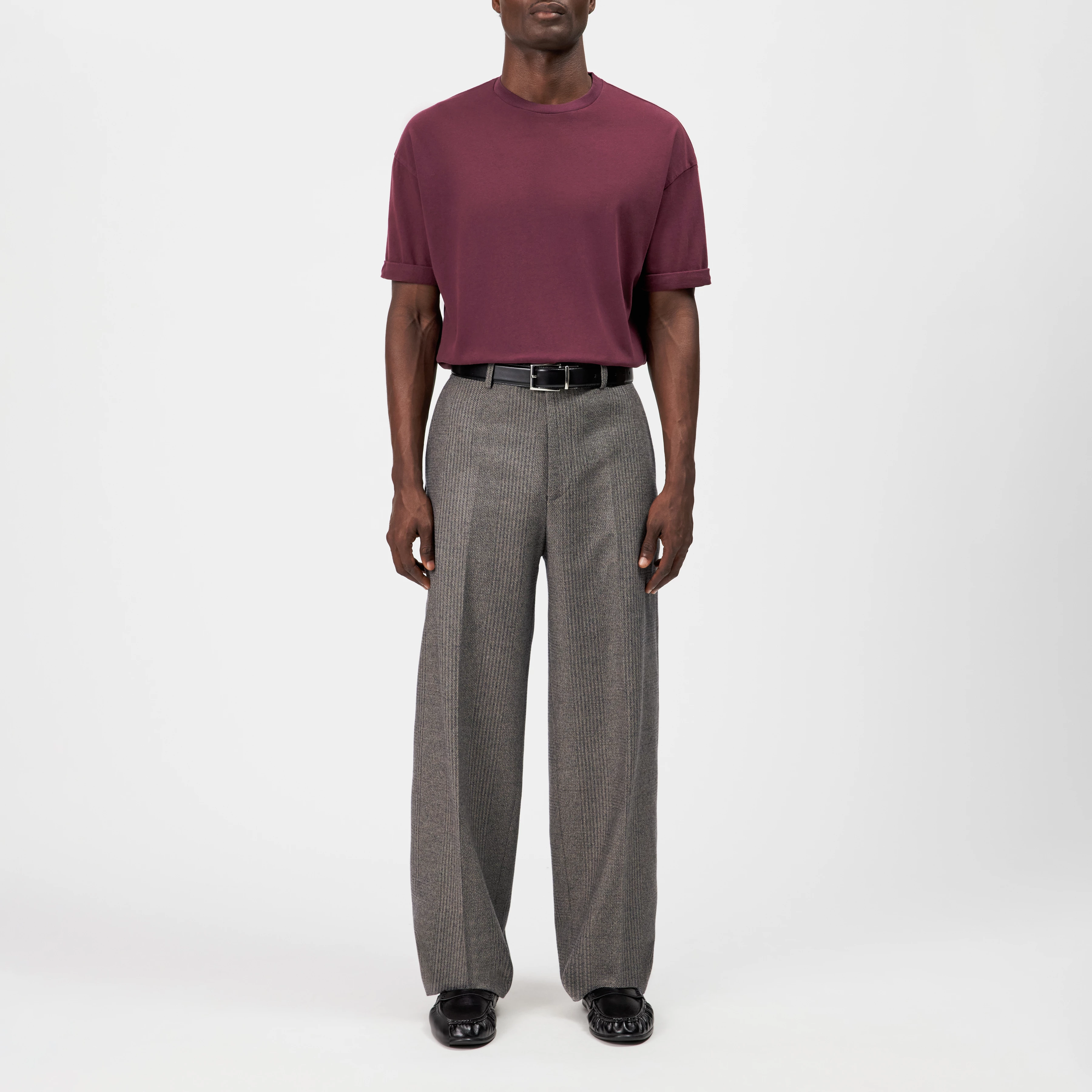 THILO - Relaxed Fit T-Shirt in softer Baumwolle und Washed Look - Herren - rot - Ganzkörper-Frontansicht