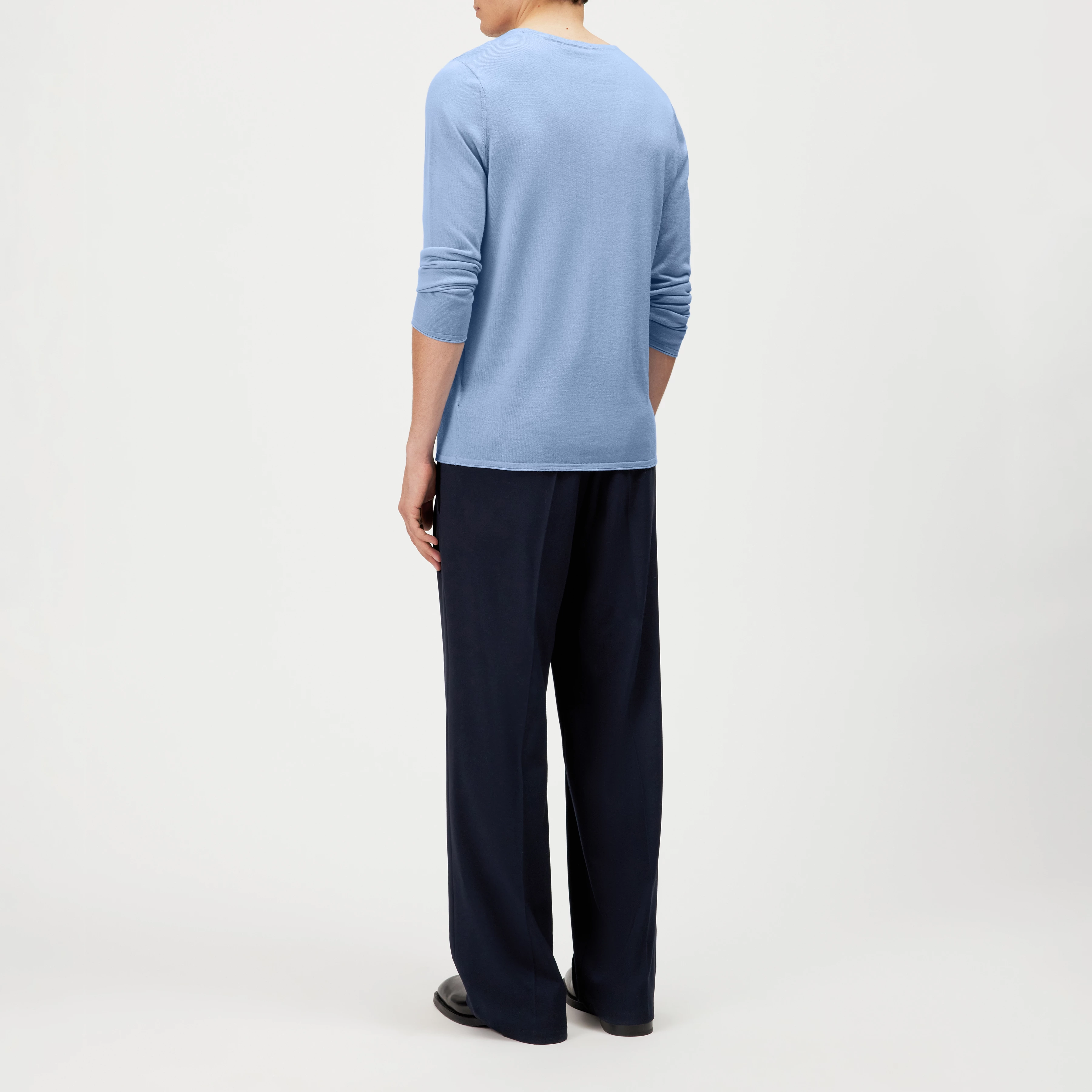 RIKONO - Fine merino wool knitted jumper - men - blue - Rückansicht