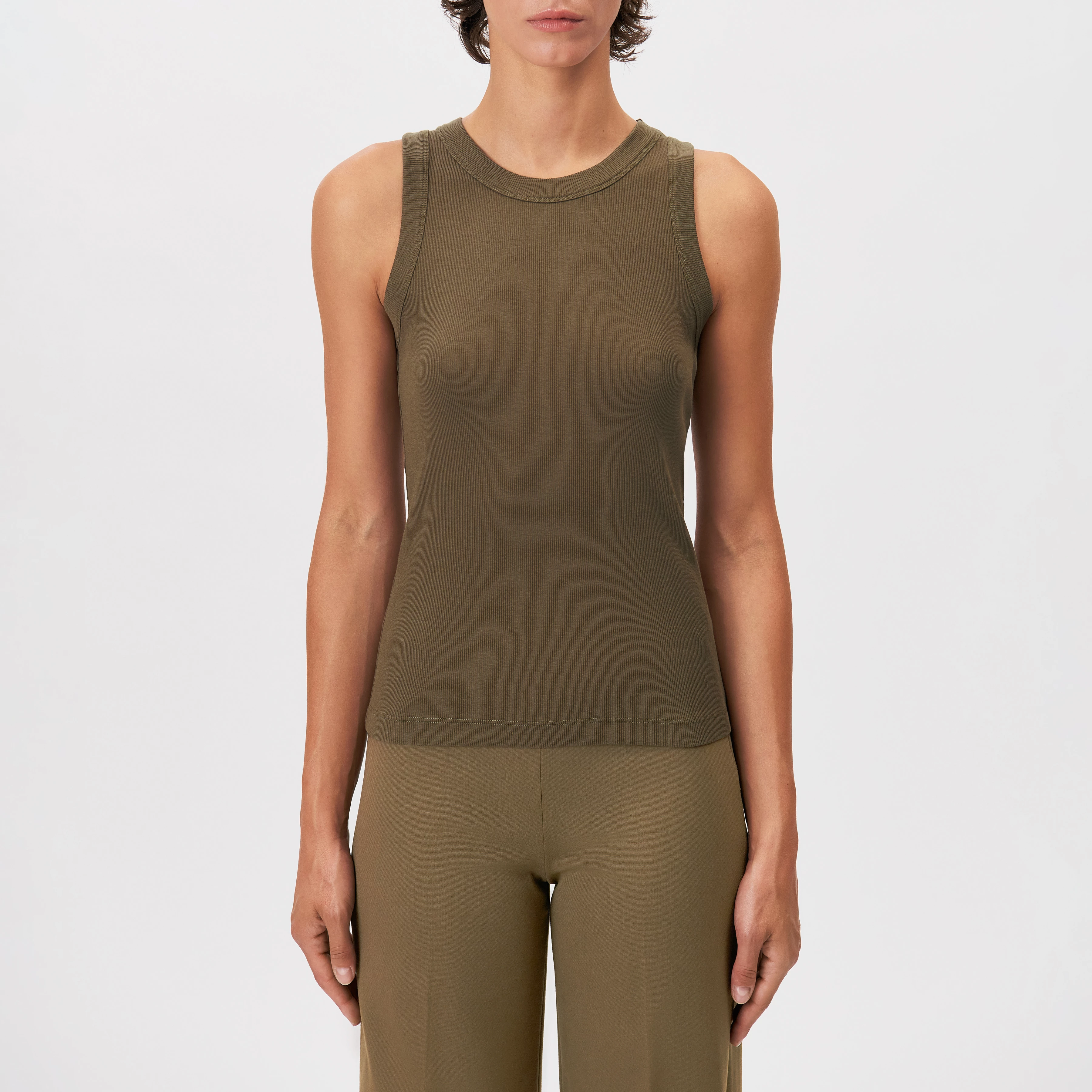 OLINA - Tanktop mit Rundhals in Baumwoll-Rippe - Damen - grün - Frontansicht