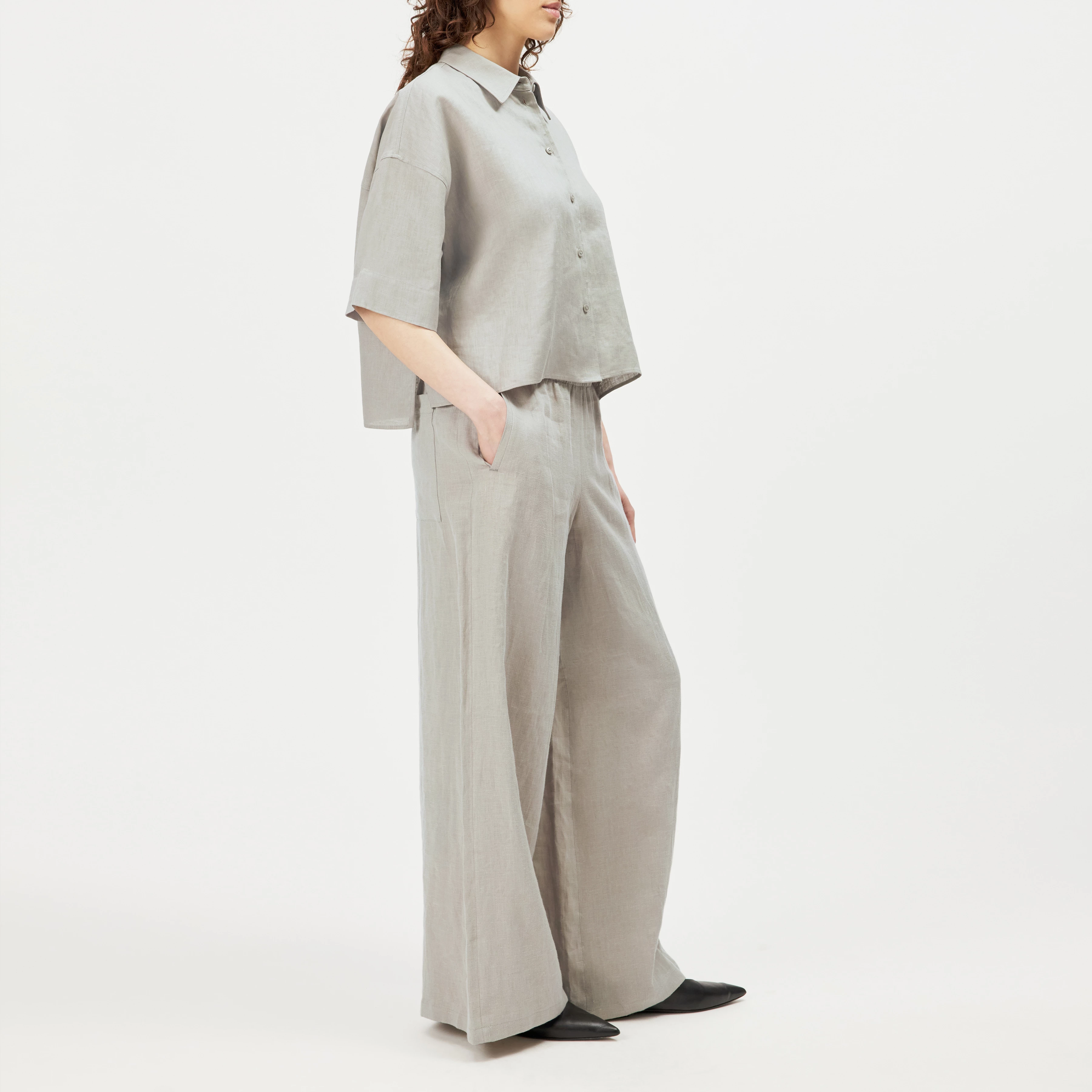 YARIKA - Boxy shirt blouse in linen - women - green - Seitenansicht
