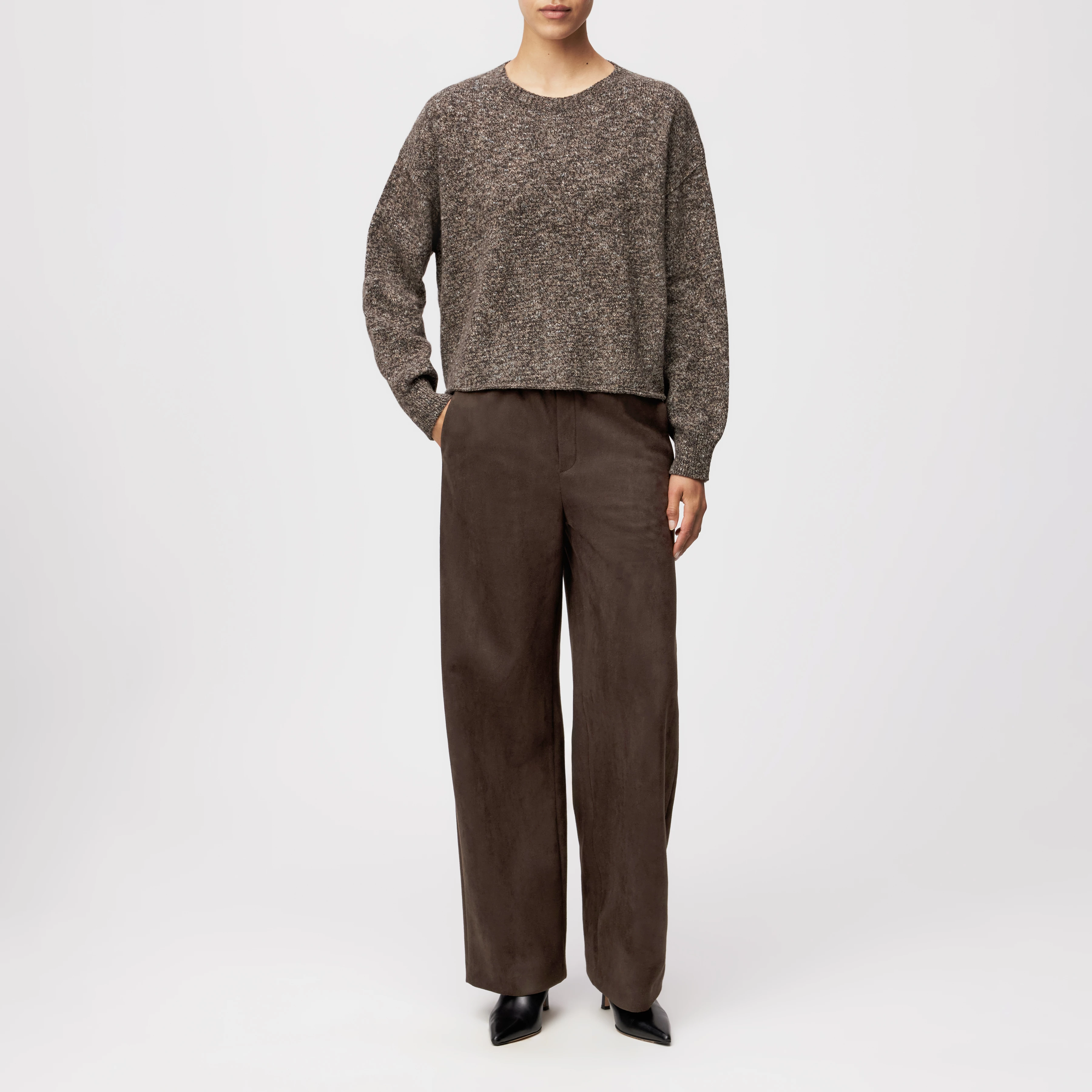 MALESE - Verkürzter Pullover in Woll-Baumwollmix - Damen - braun - Ganzkörper-Frontansicht