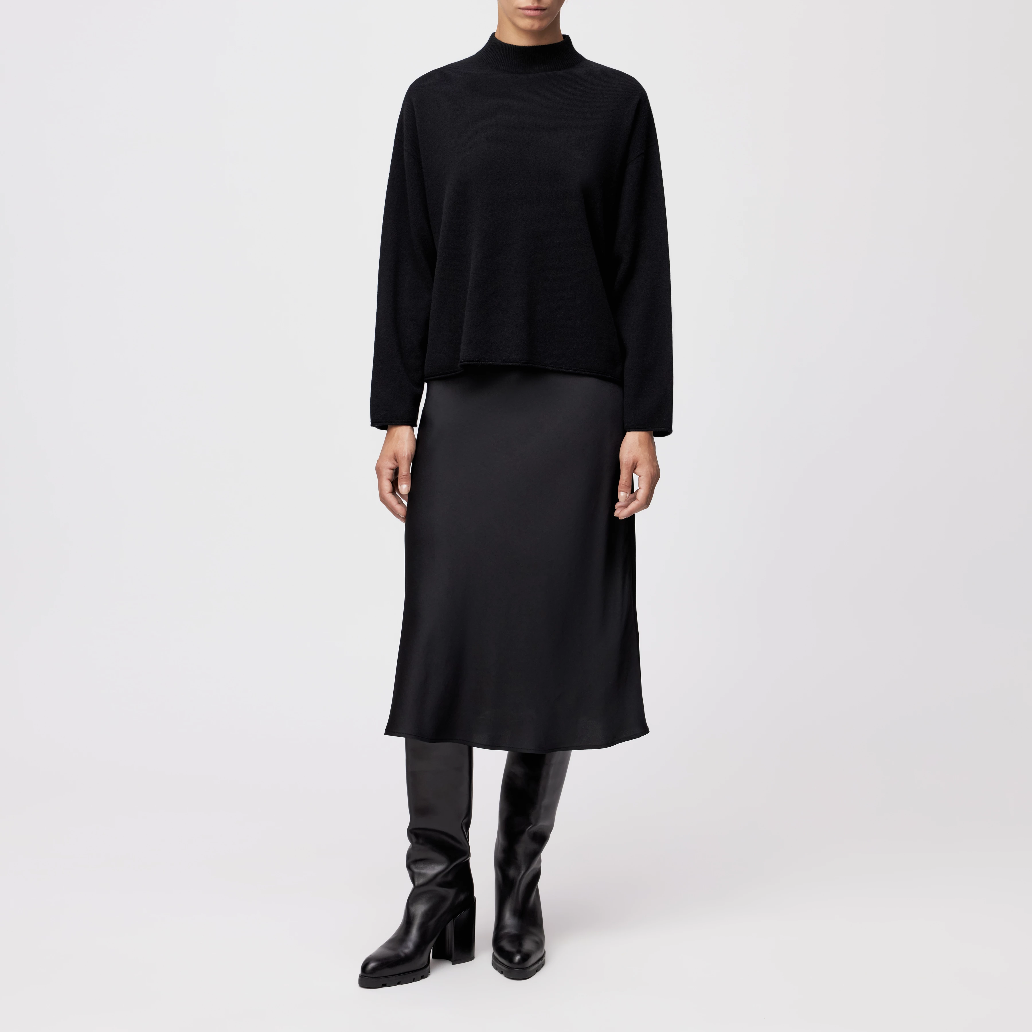 TIMOTHEA_2 - Oversized jumper in fine virgin wool - women - Natural Aluminium - Ganzkörper-Frontansicht