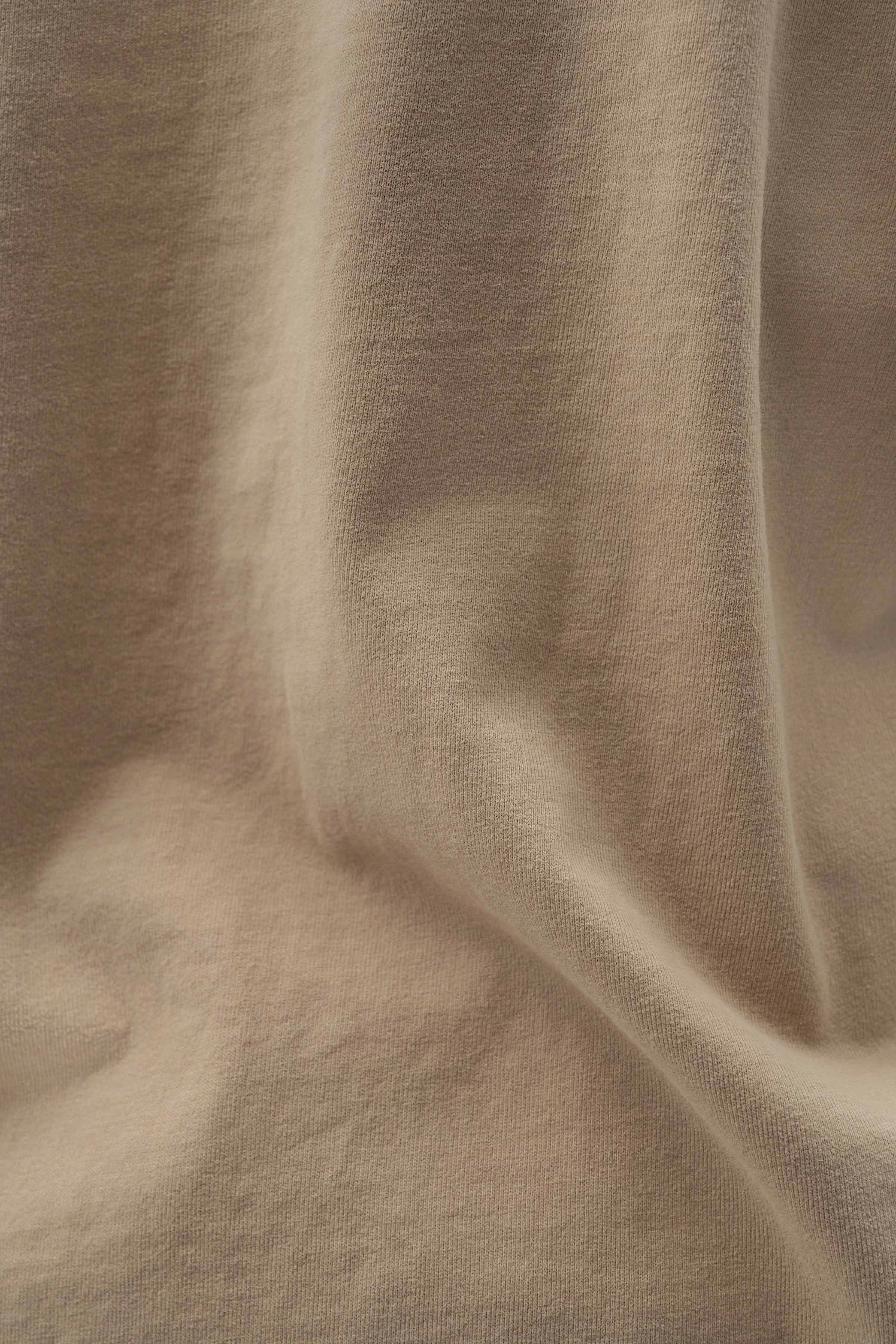 NOVAK - null - Herren - beige - Detailansicht am Model