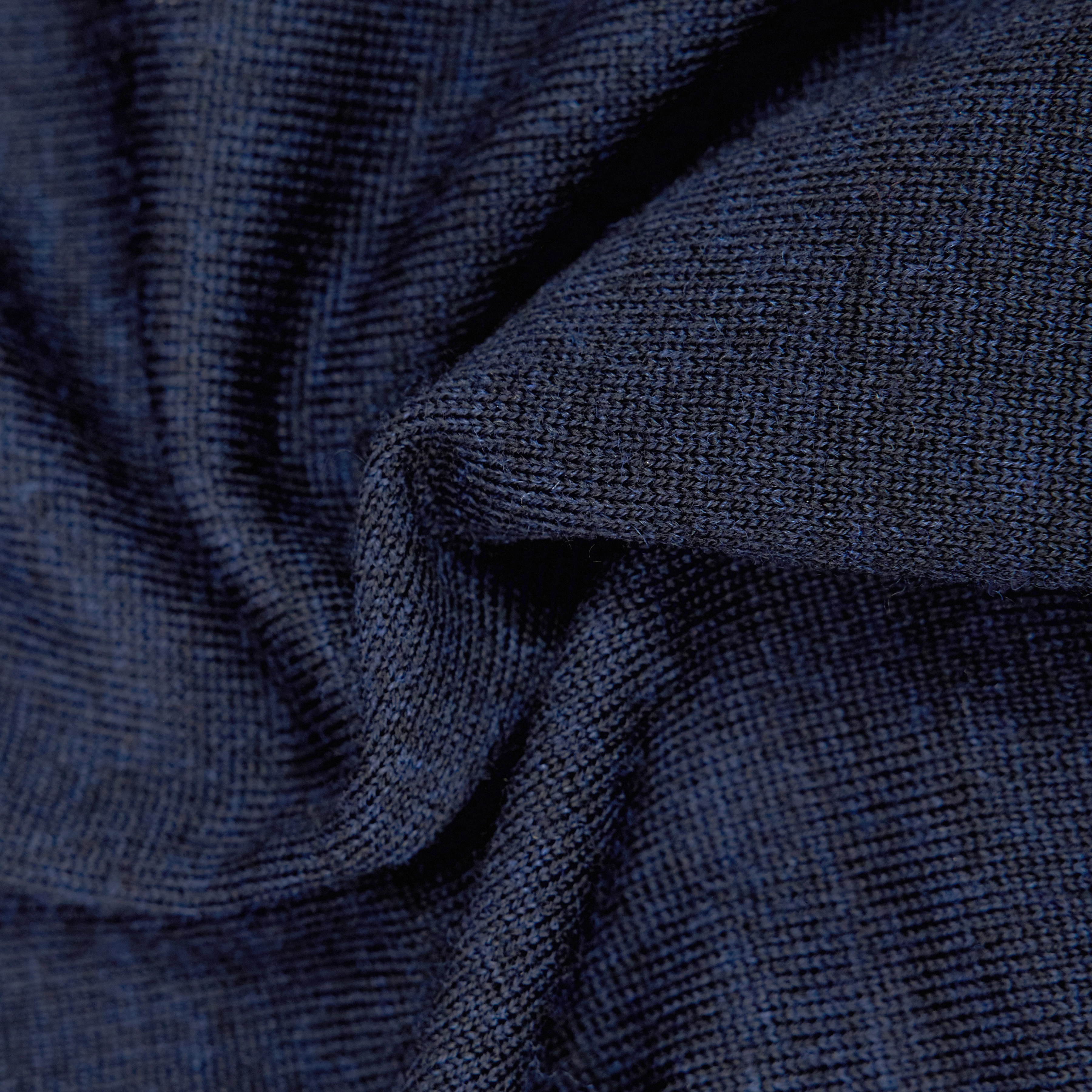HALVVA - Langarm Poloshirt in reiner Schurwolle - Herren - blau - Materialbild (B2C)