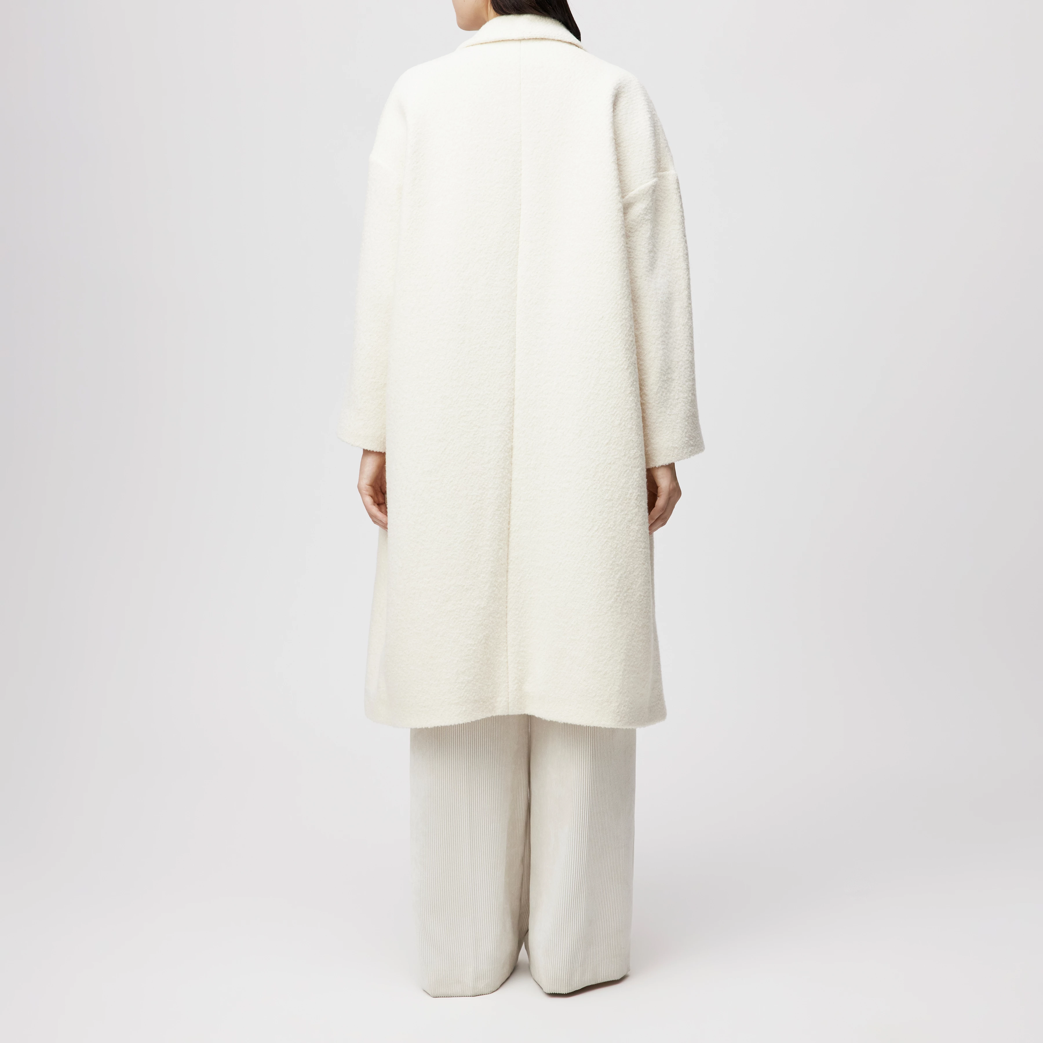 BAUPREY_1 - Hüllenmantel in Woll-Mix - Damen - off white - Rückansicht