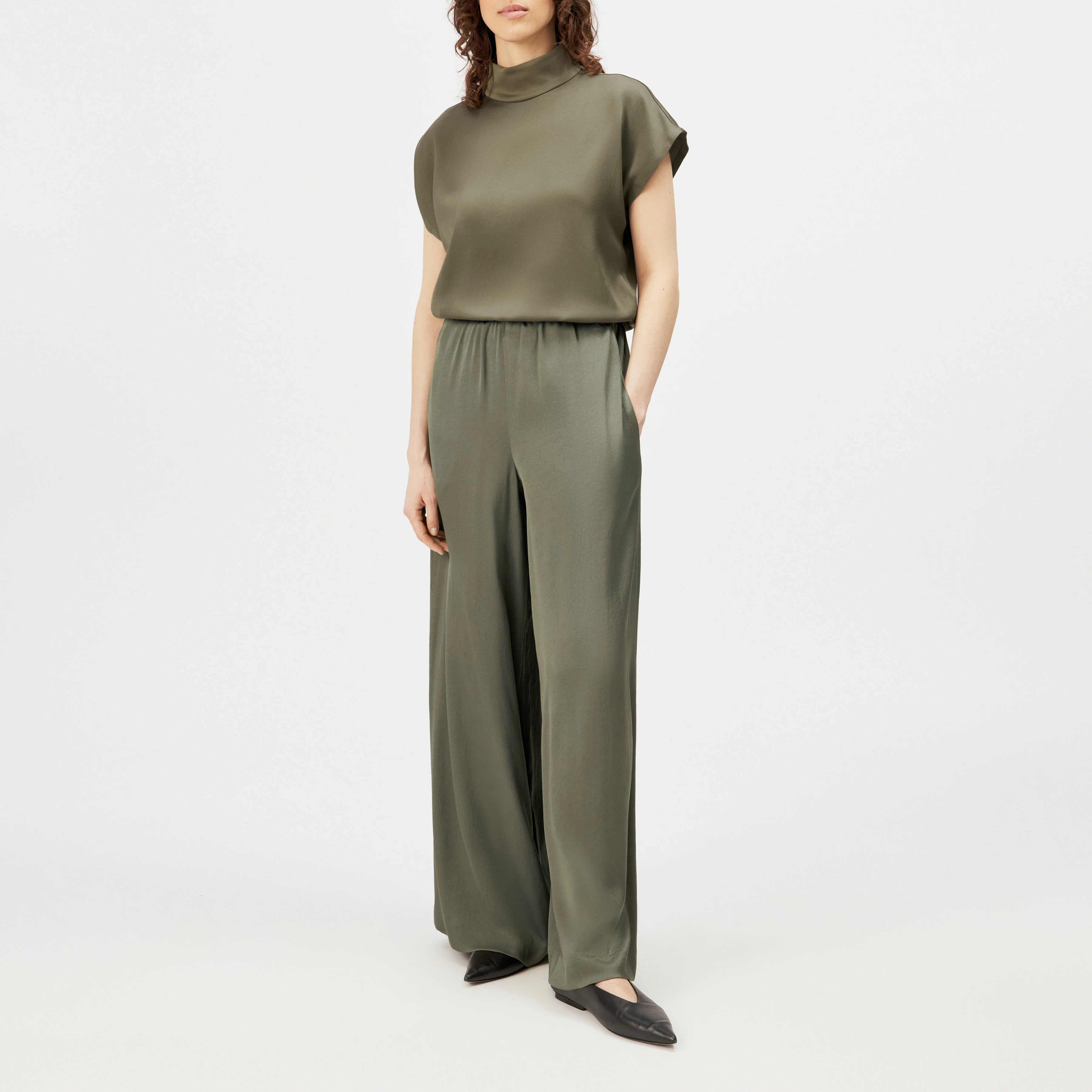 TWEEZER - Wide trousers in satin - women - green - Ganzkörper-Frontansicht