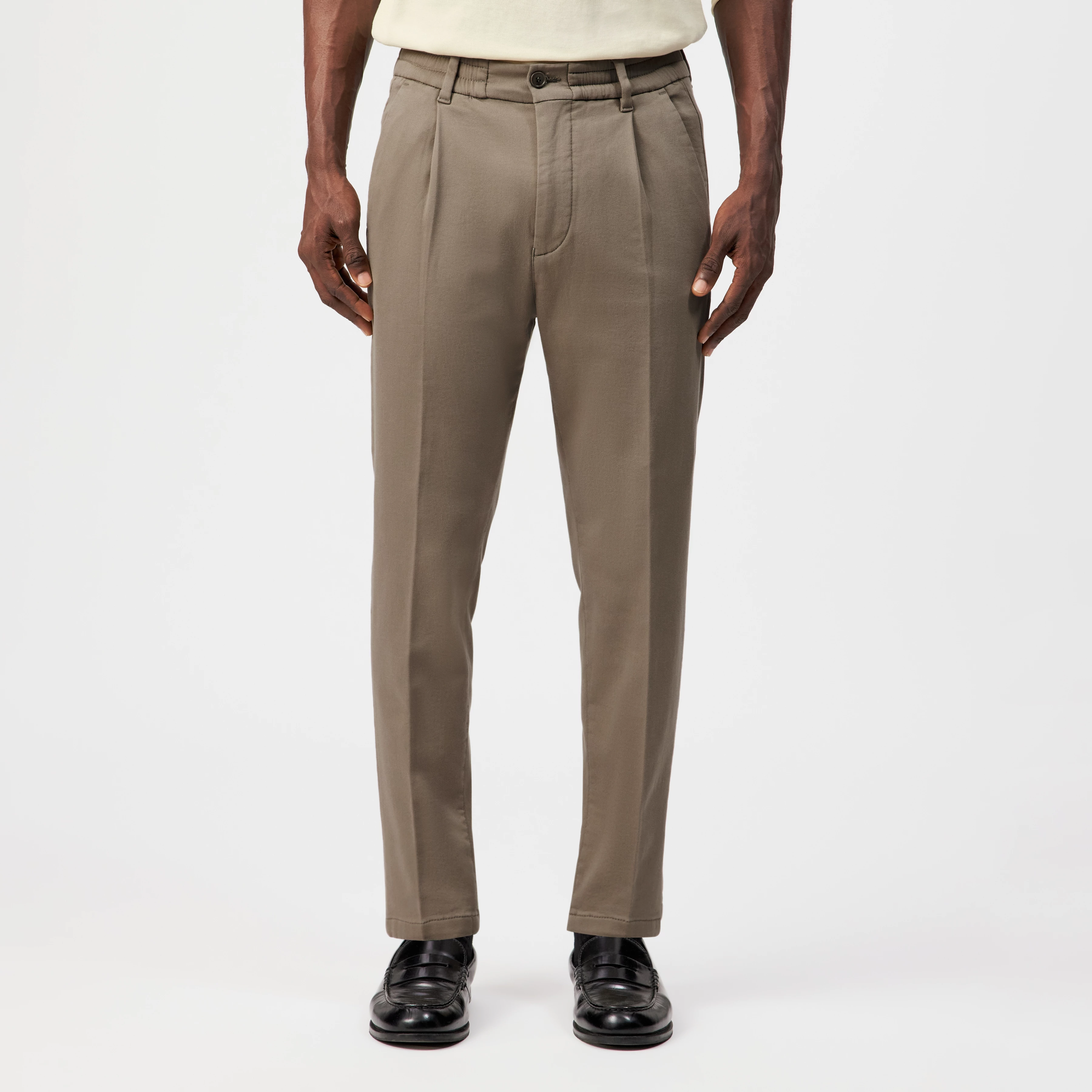 CHASY - Casual trousers with pleats in cotton viscose blend - men - brown - Frontansicht