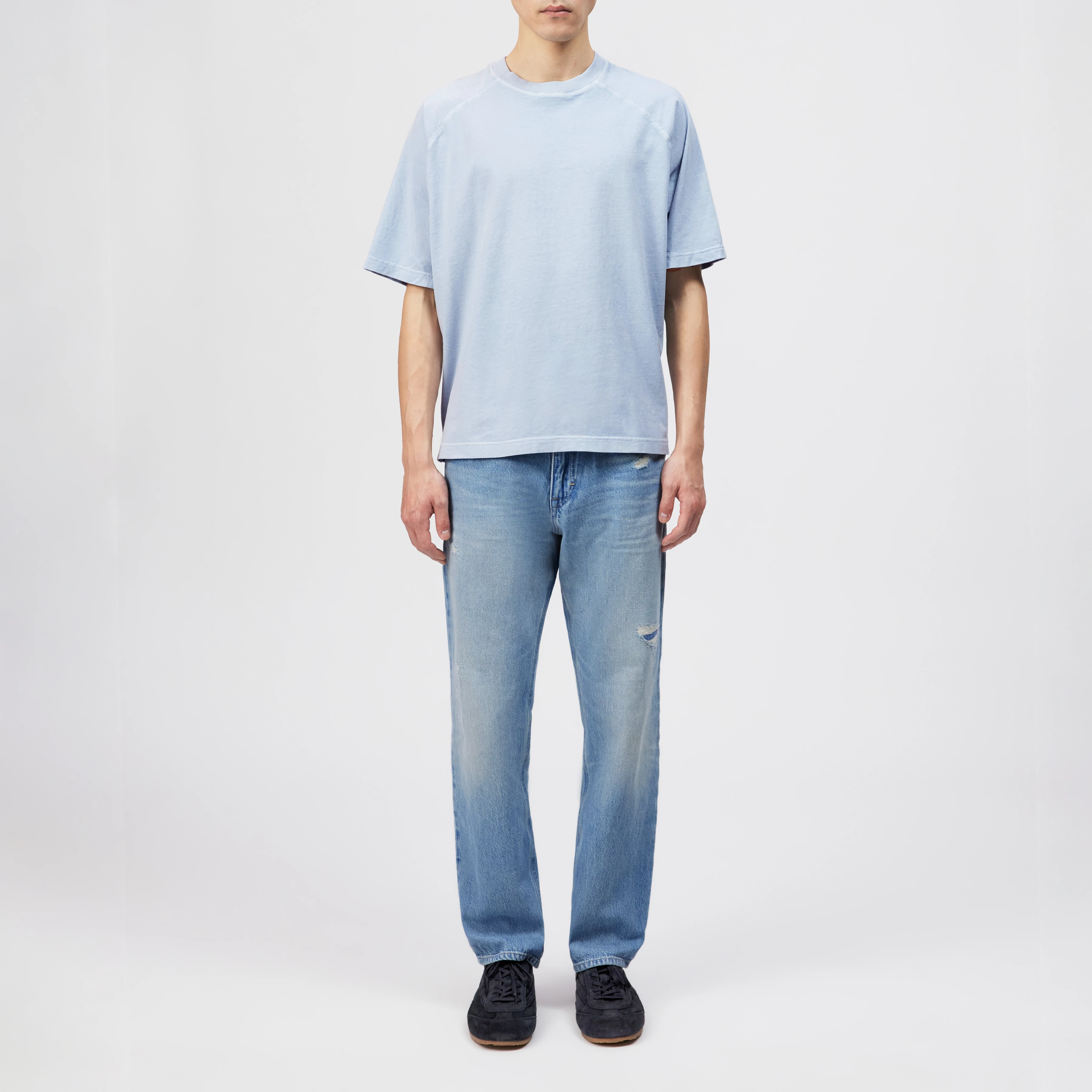 MAVIAN - Relaxed, washed cotton tee. - men - blue - Ganzkörper-Frontansicht