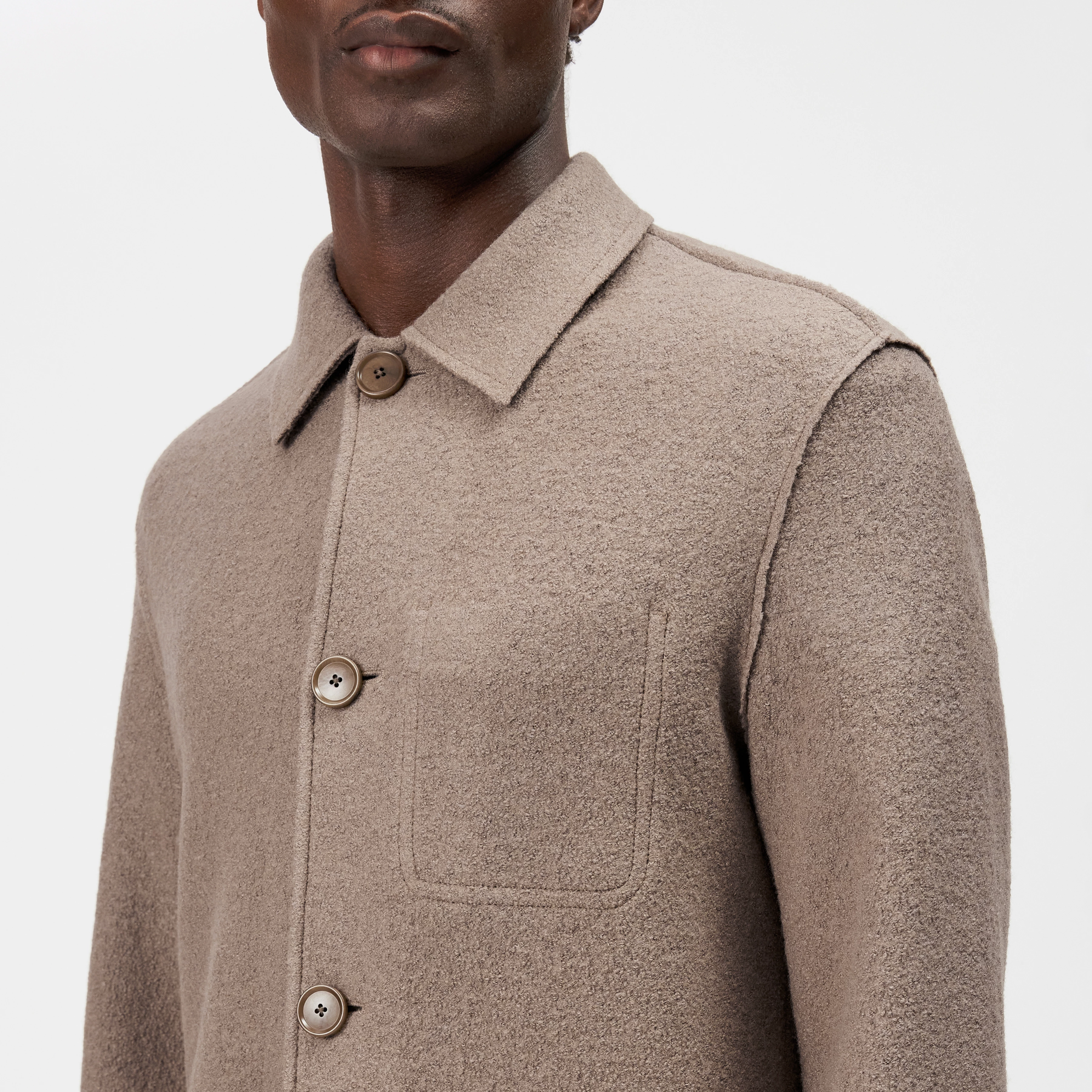 MAKONA - Wool jacket with button placket - men - brown - Detailansicht am Model