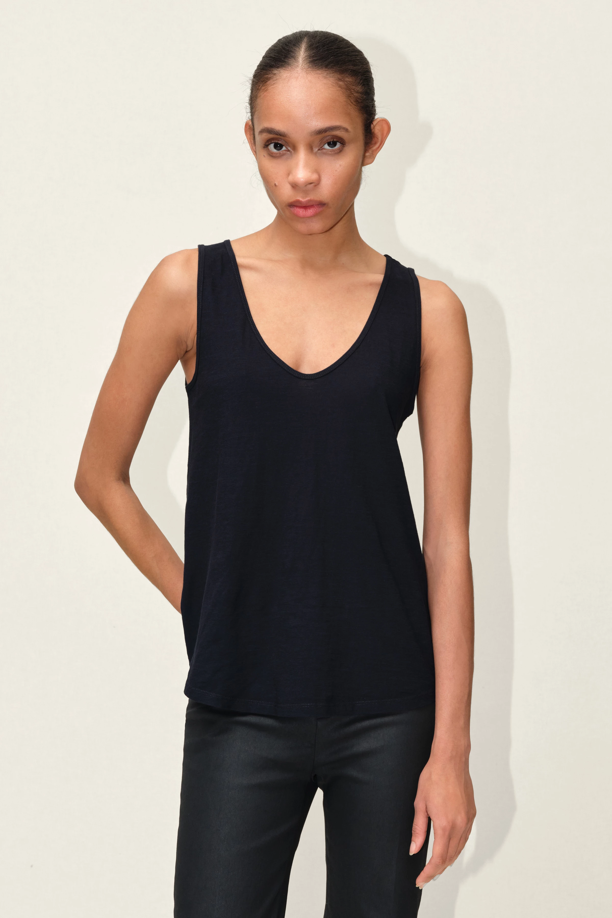 SAIMI - Jerseytop aus Baumwolle - Damen - schwarz - Frontansicht