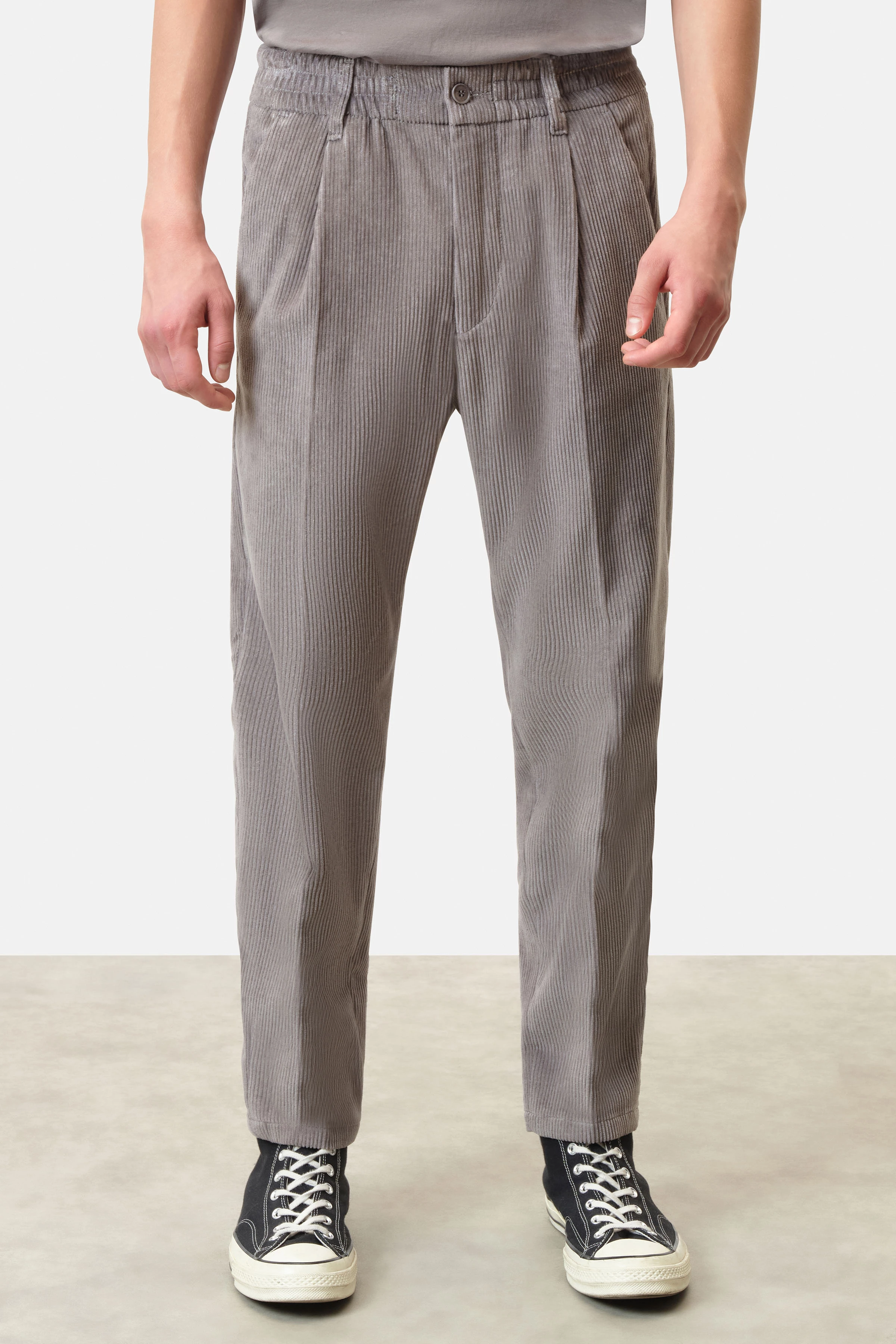 CHASY - casual trousers with pleat in corduroy - men - grey - Frontansicht