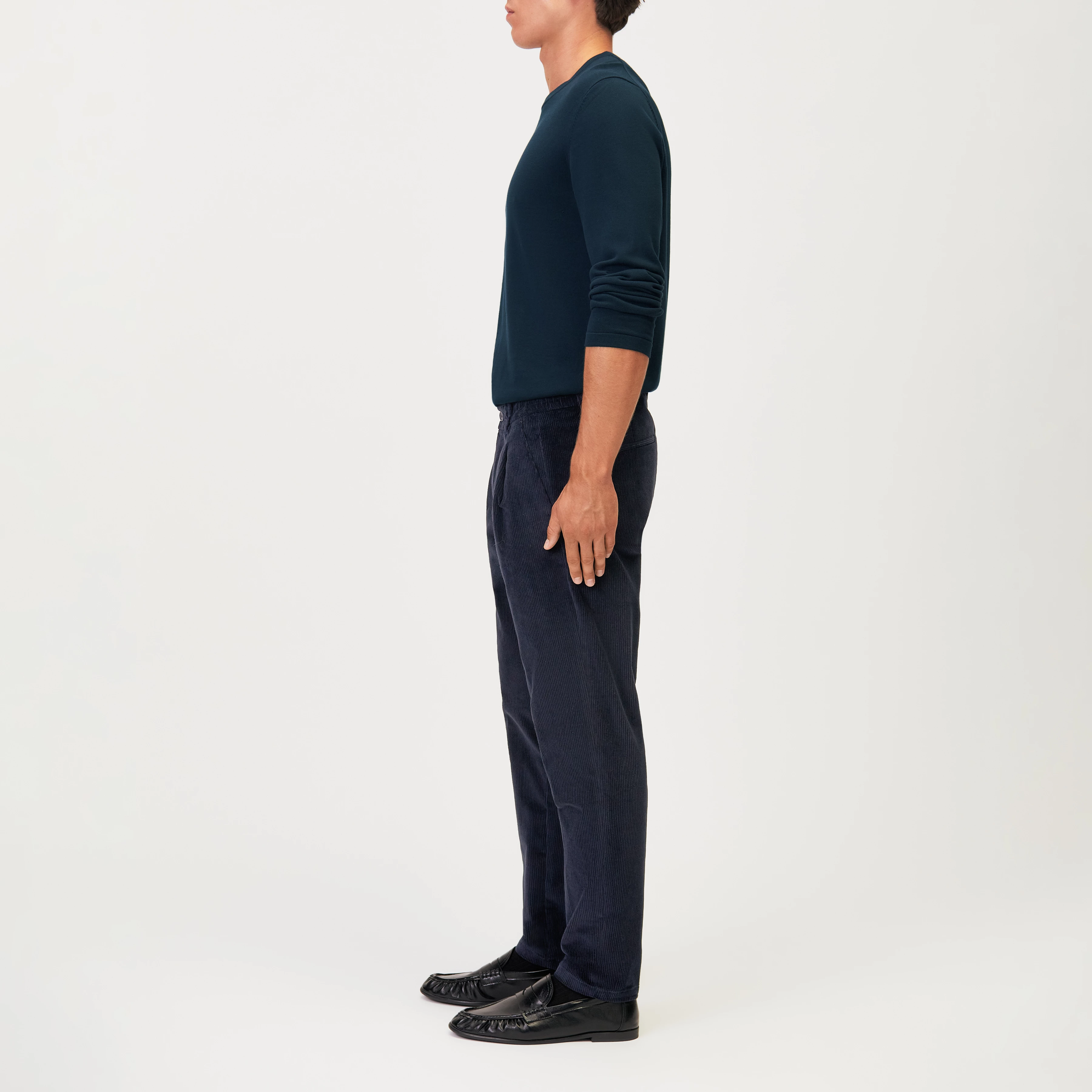 CHASY - Hose mit Bundfalte in feiner Cordstruktur - Herren - blau - Seitenansicht