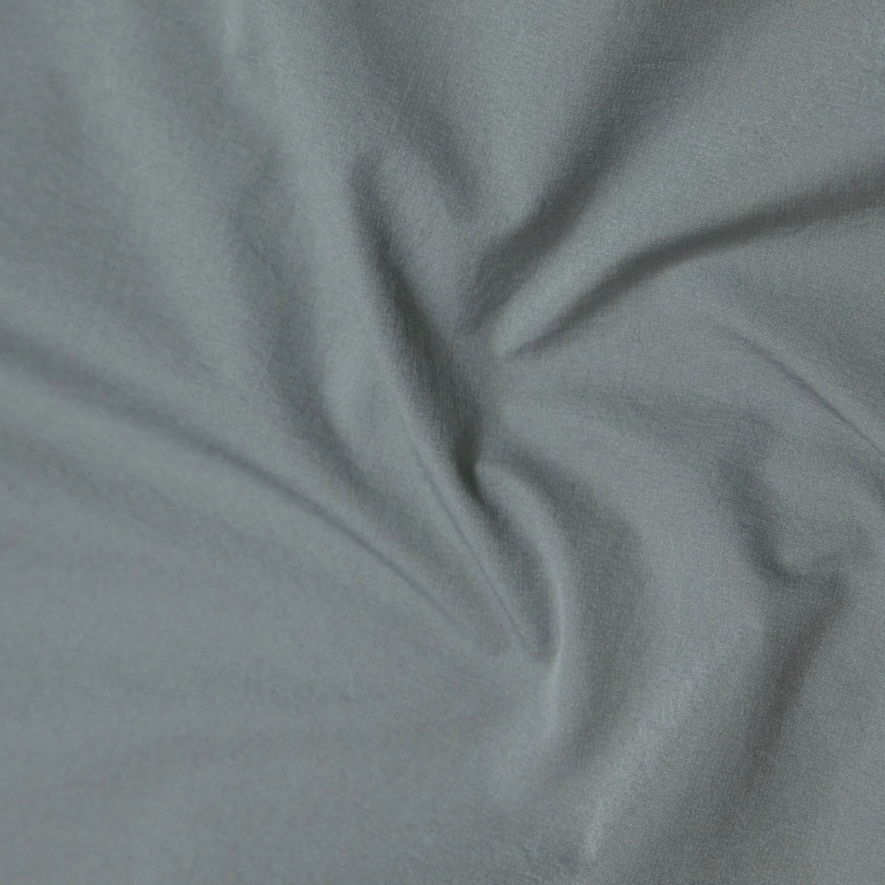 JERSON - Regular Fit Zip Jacket in Techno Stretch - men - green - Materialbild (B2C)