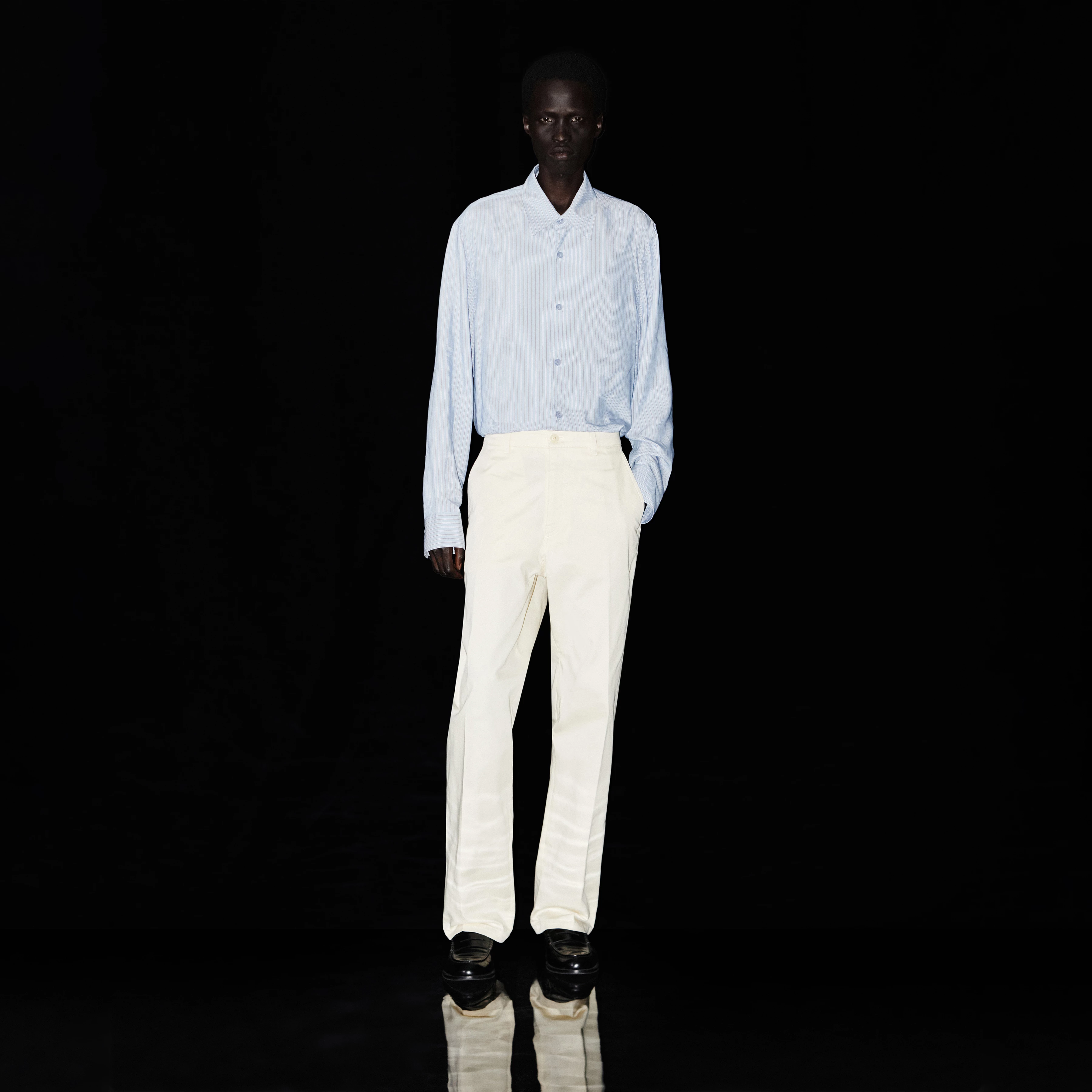 TAVIC - Modern chinos in cotton gabardine - men - beige