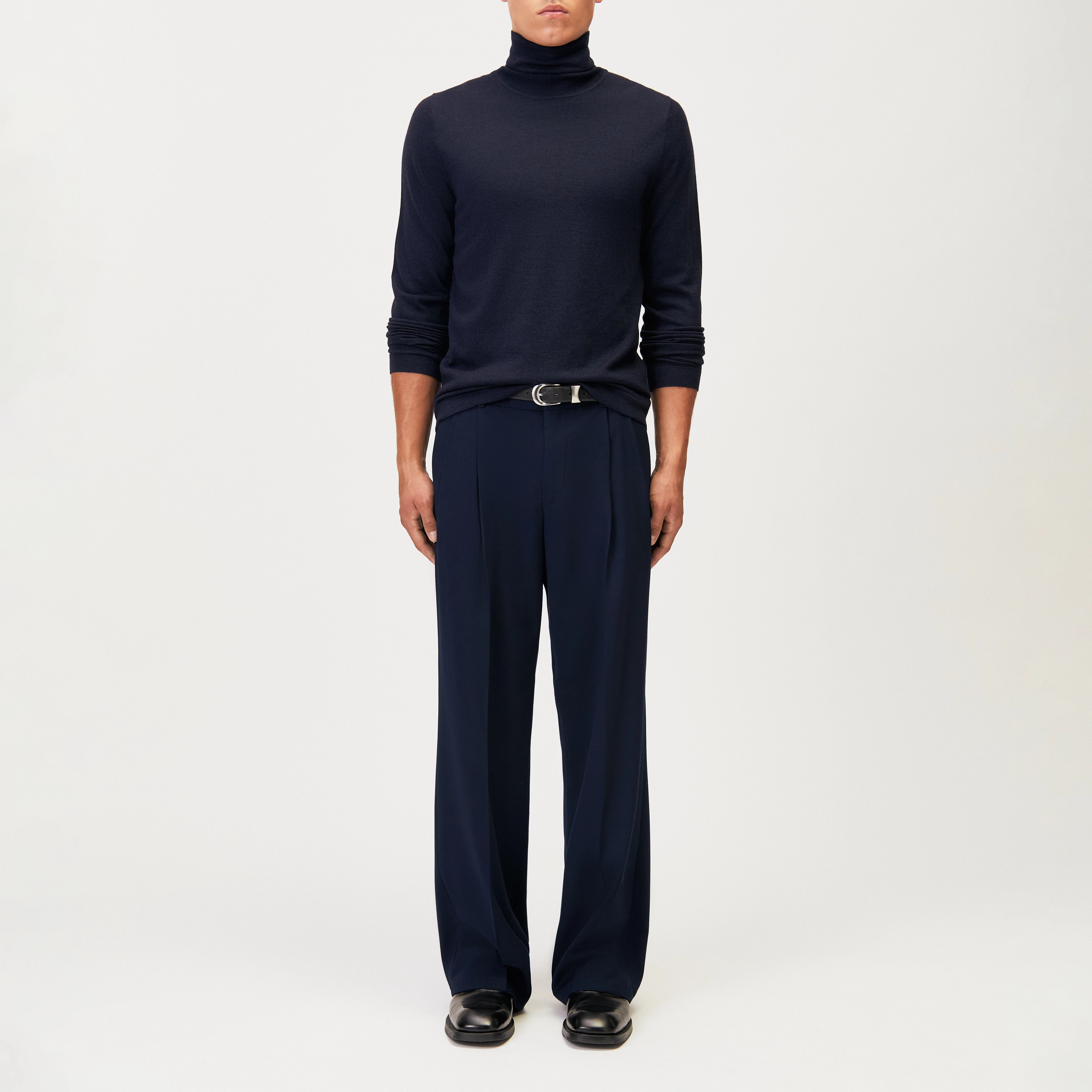 JOEY - Rollkragenpullover in 100% Merinowolle - Herren - blau - Ganzkörper-Frontansicht
