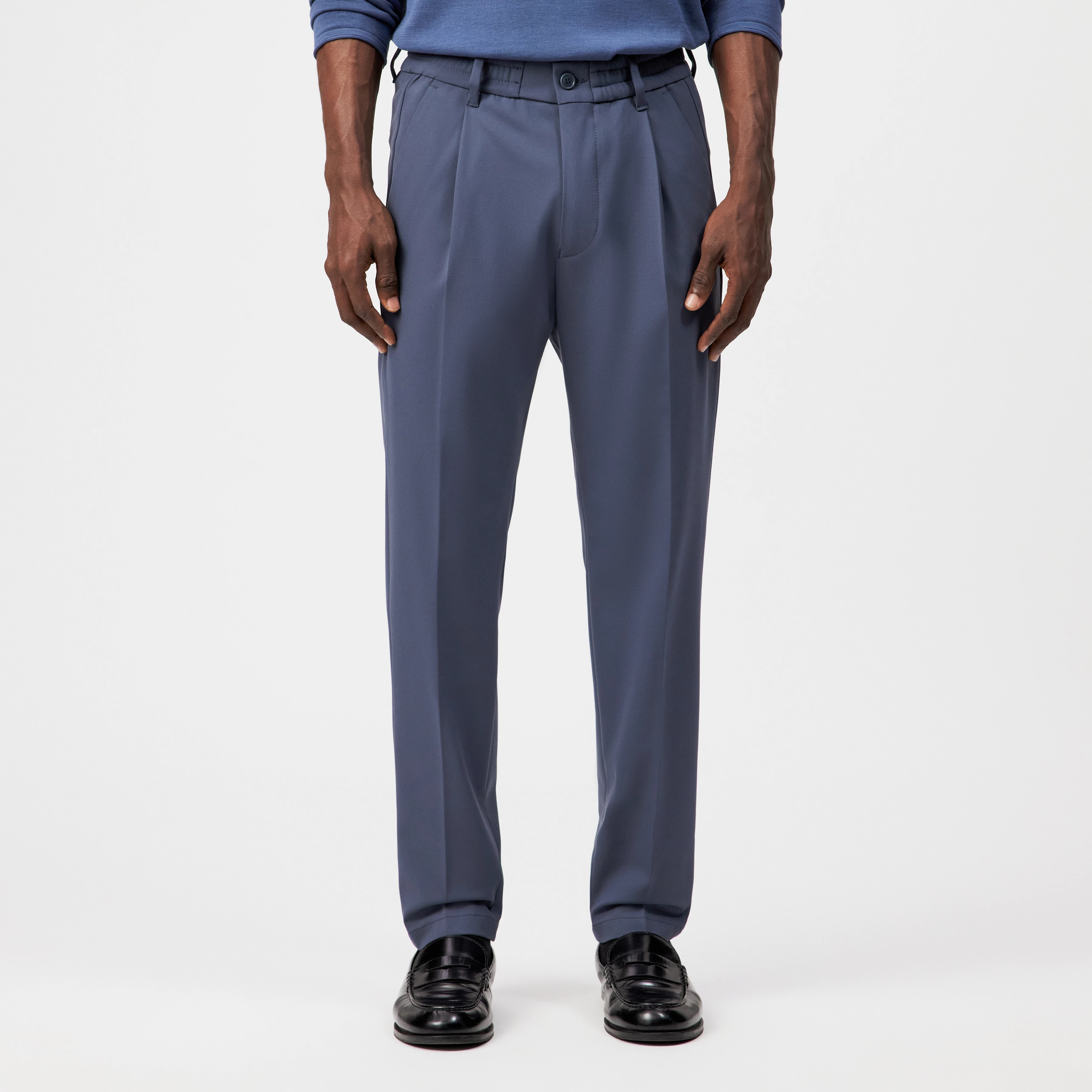CHASY - Casual trousers with pleats in technical viscose blend - men - blue - Frontansicht