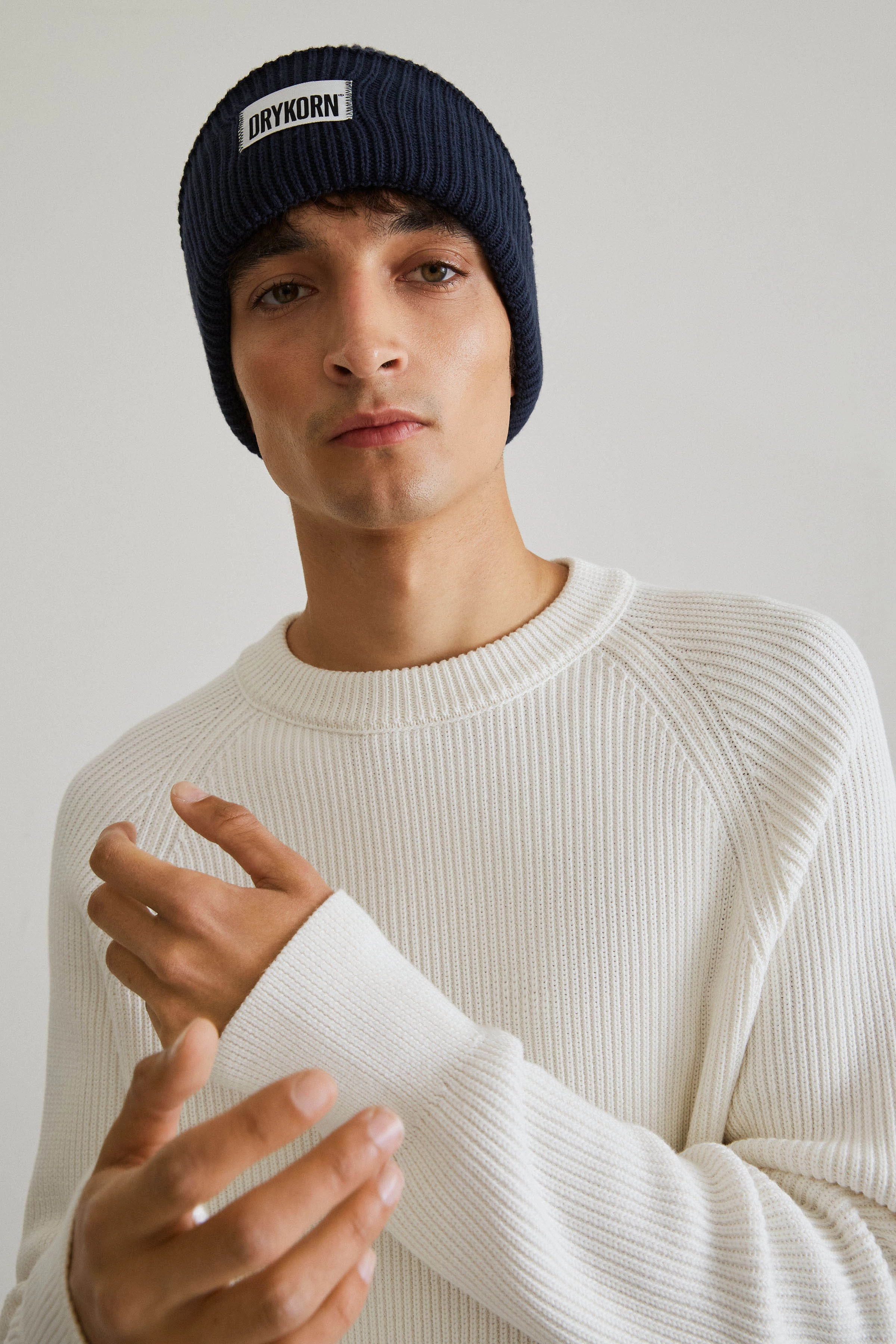 LOAH - Beanie in Baumwoll-Mix - Unisex - blau - Frontansicht