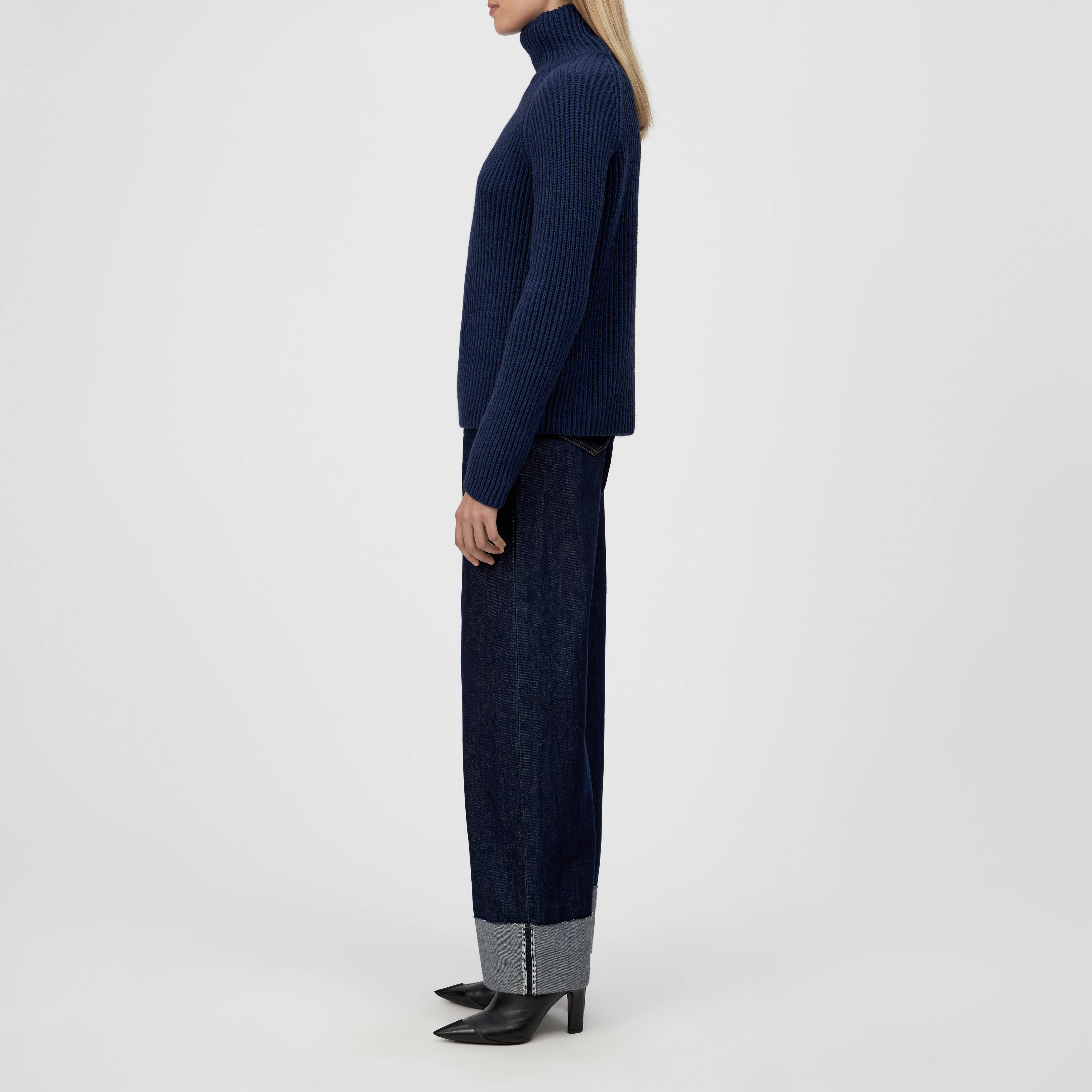 ARWEN - Pull à col roulé en laine et alpaga - women - bleu - Seitenansicht