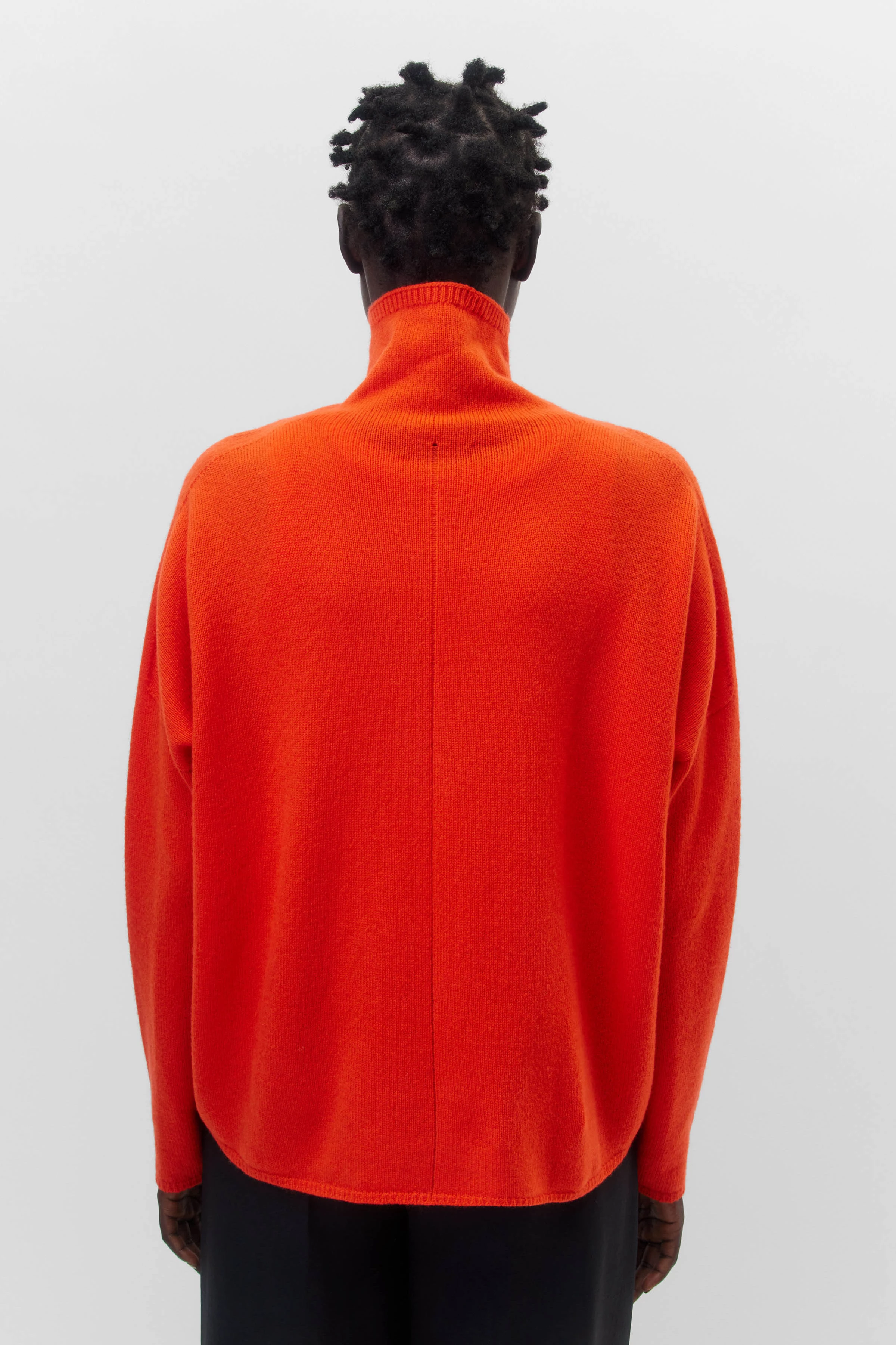 LIORA - Rollkragenpullover in Schurwolle - Damen - orange - Rückansicht