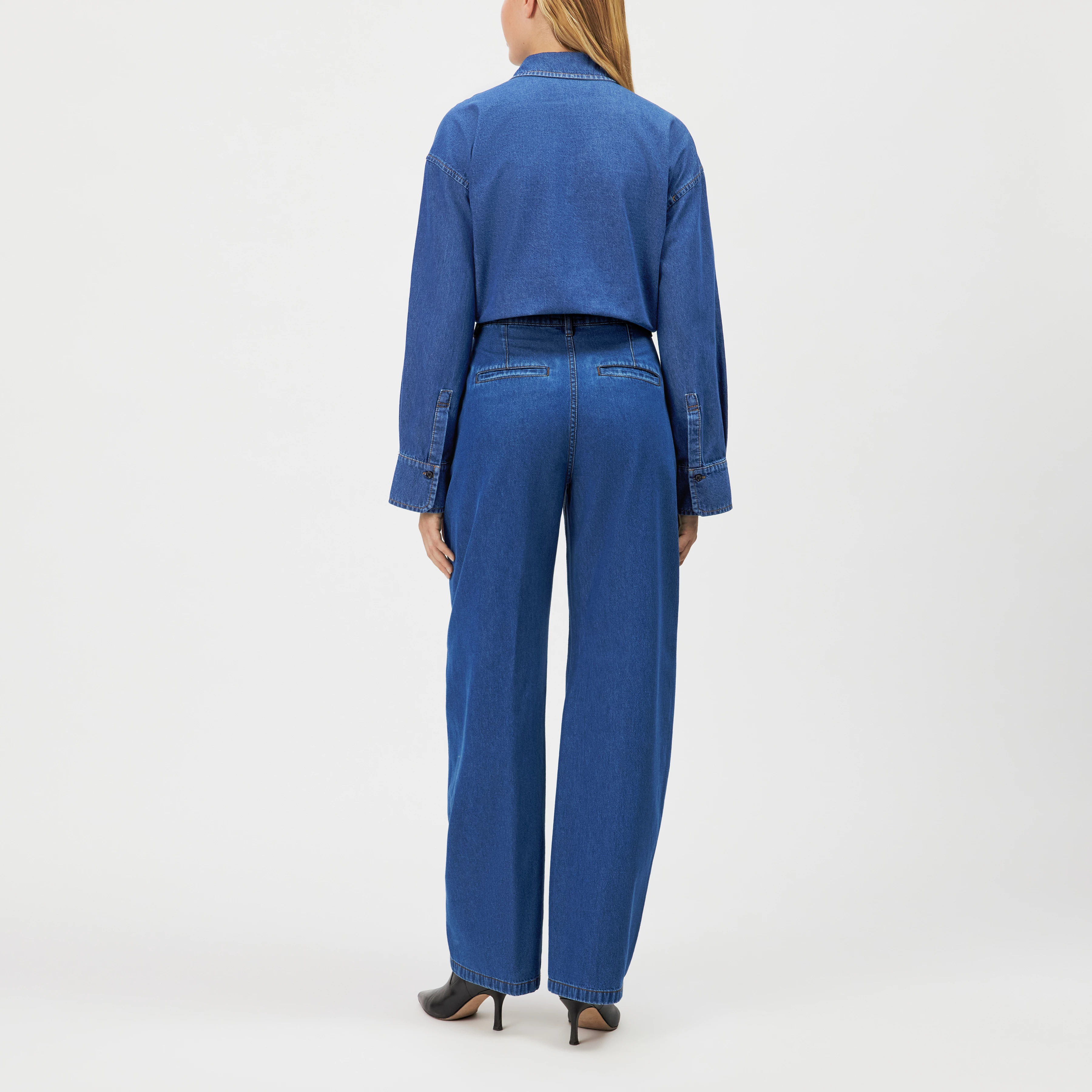 RECEIVE - Wide leg trousers in Tencel-cotton blend - women - blue - Rückansicht