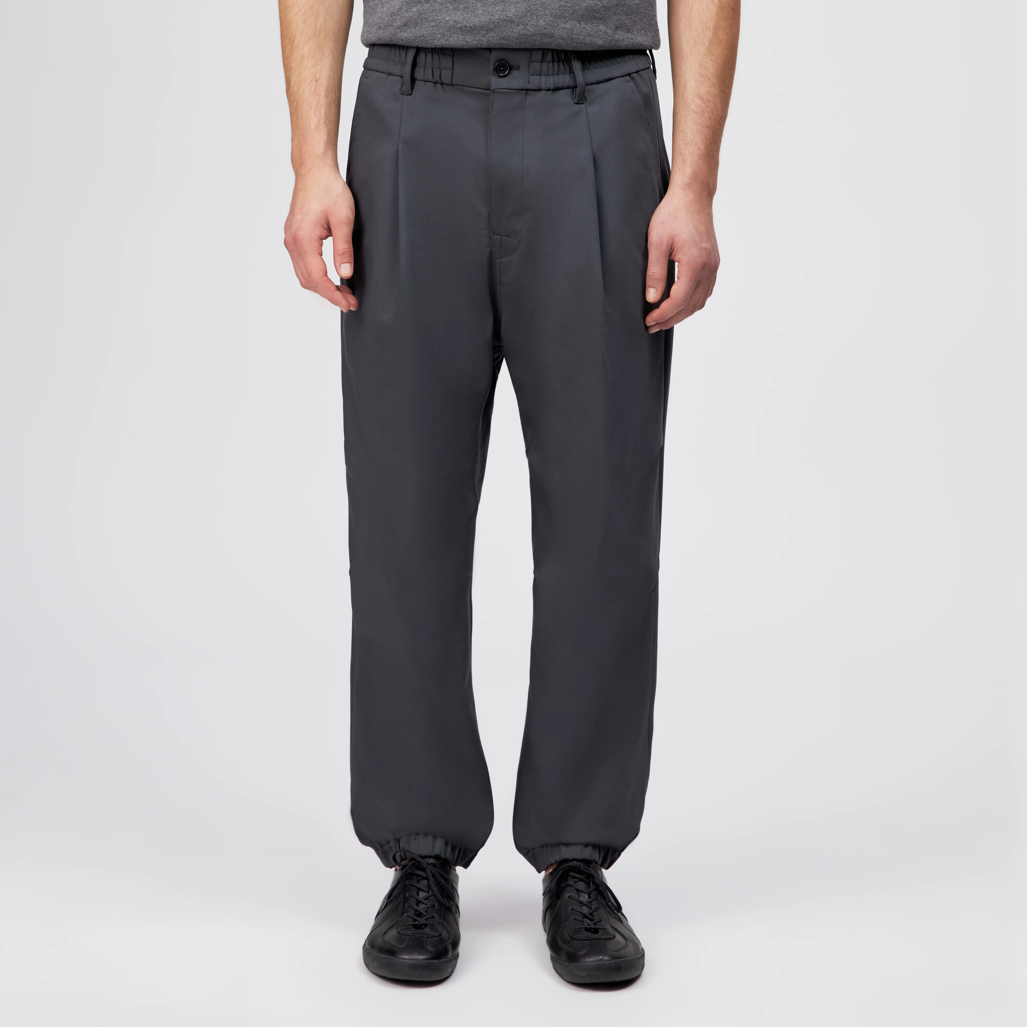 Men casual pants LIROG_C in grey from DRYKORN
