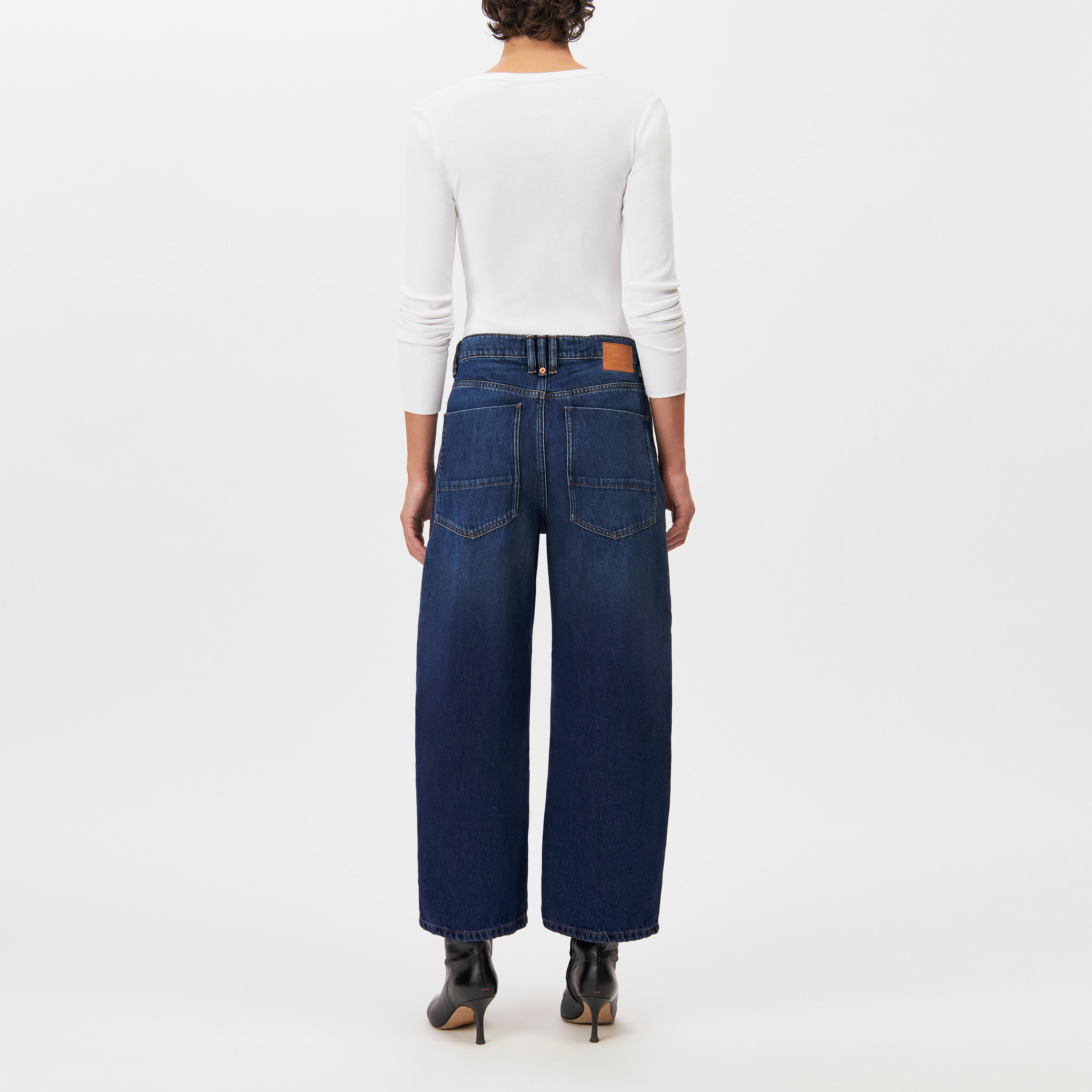 DERIVE - Mid-rise jeans in mid-blue denim - women - blue - Rückansicht
