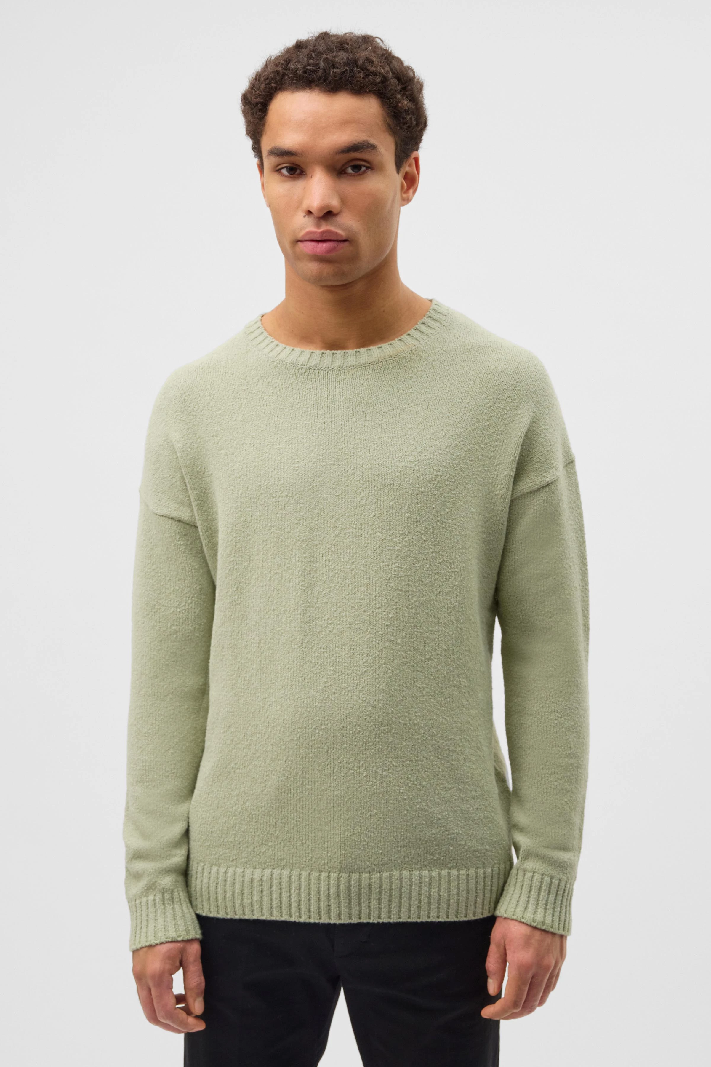 FREDDY - Oversized sweater in bouclé look - men - green - Frontansicht