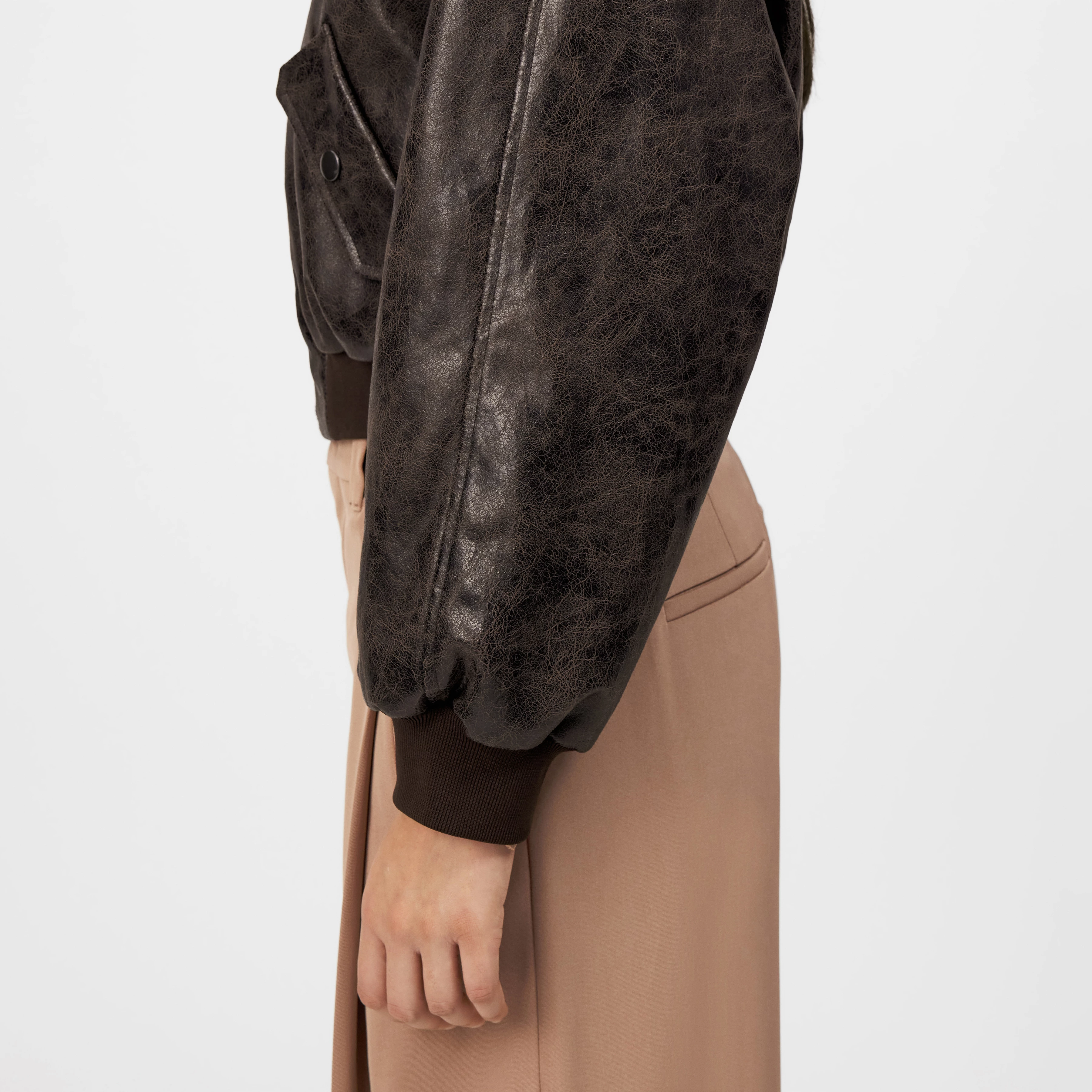 MARHAM - Veste blouson aspect cuir - women - rouge - Detailansicht am Model