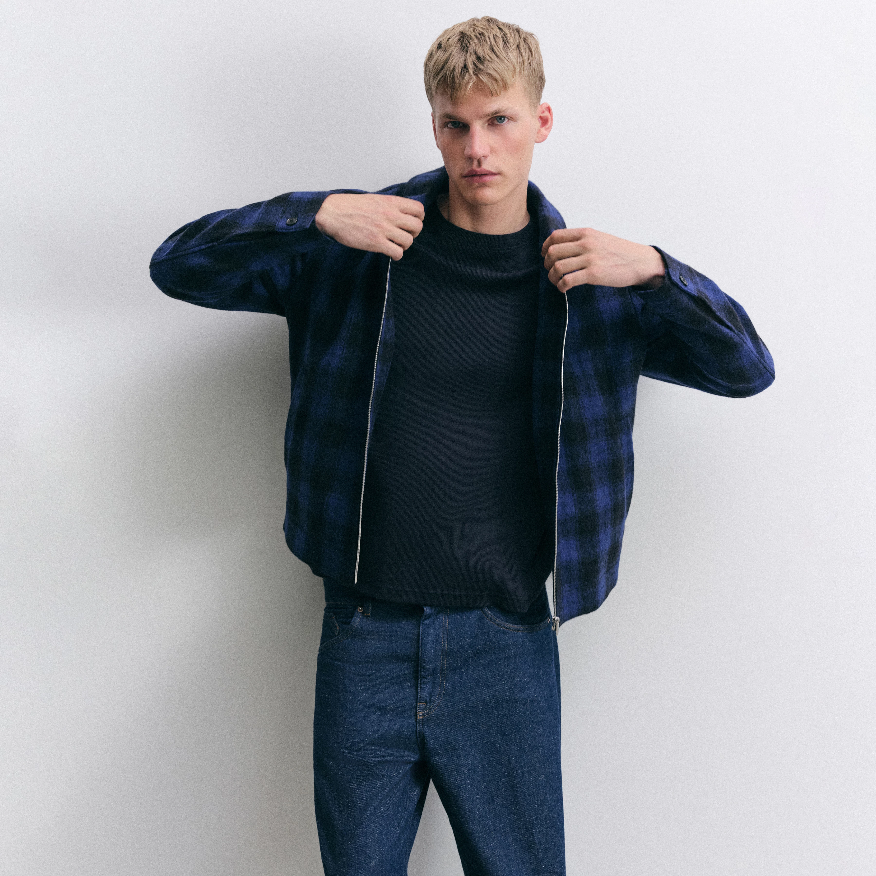 RAPHAEL - T-Shirt in gewaschener Rippe - Herren - blau