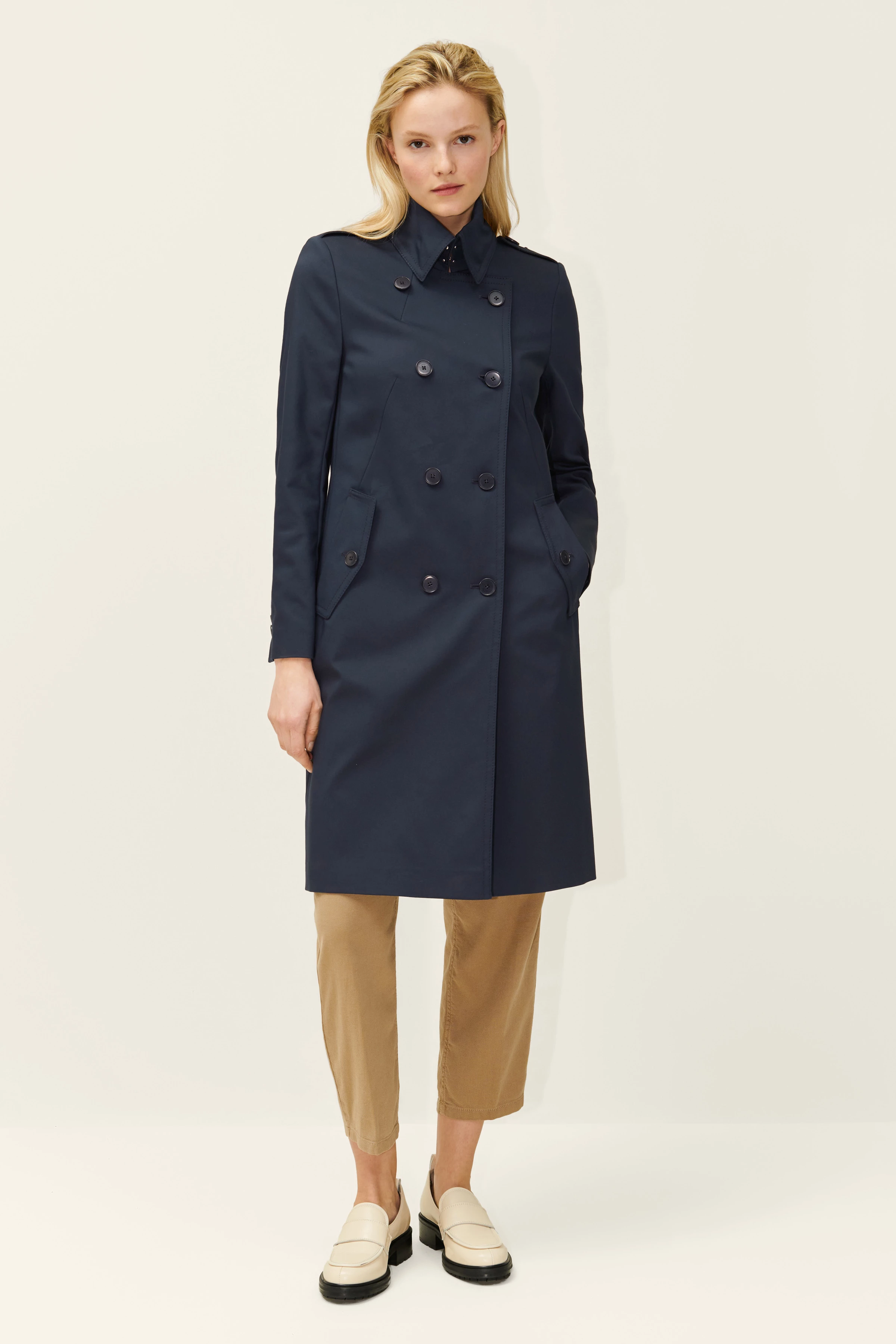 HARLESTON - Uniformmantel in Technostretch-Satin - Damen - blau - Ganzkörper-Frontansicht