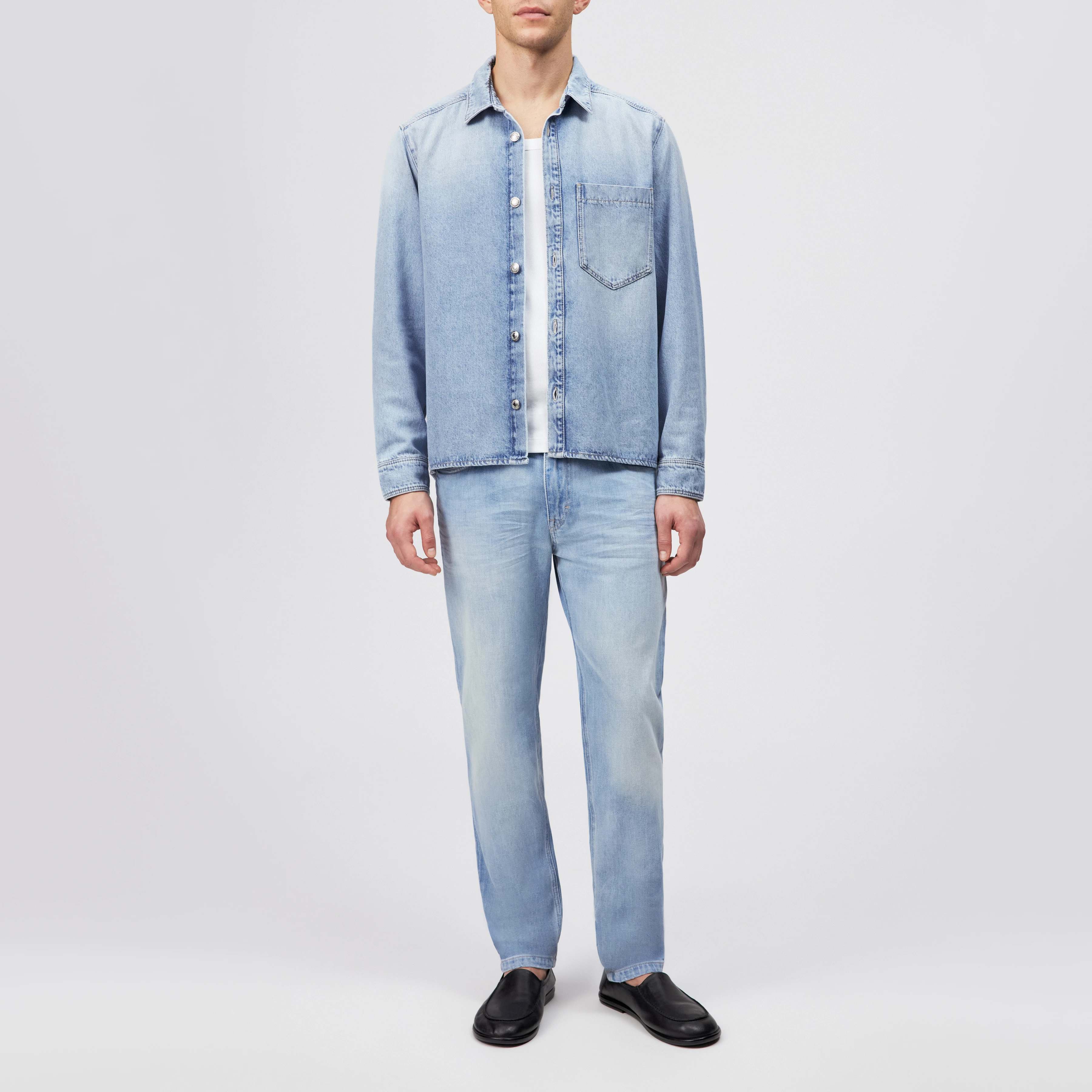 DIEGGO - Denim overshirt with chest pocket - men - blue - Ganzkörper-Frontansicht