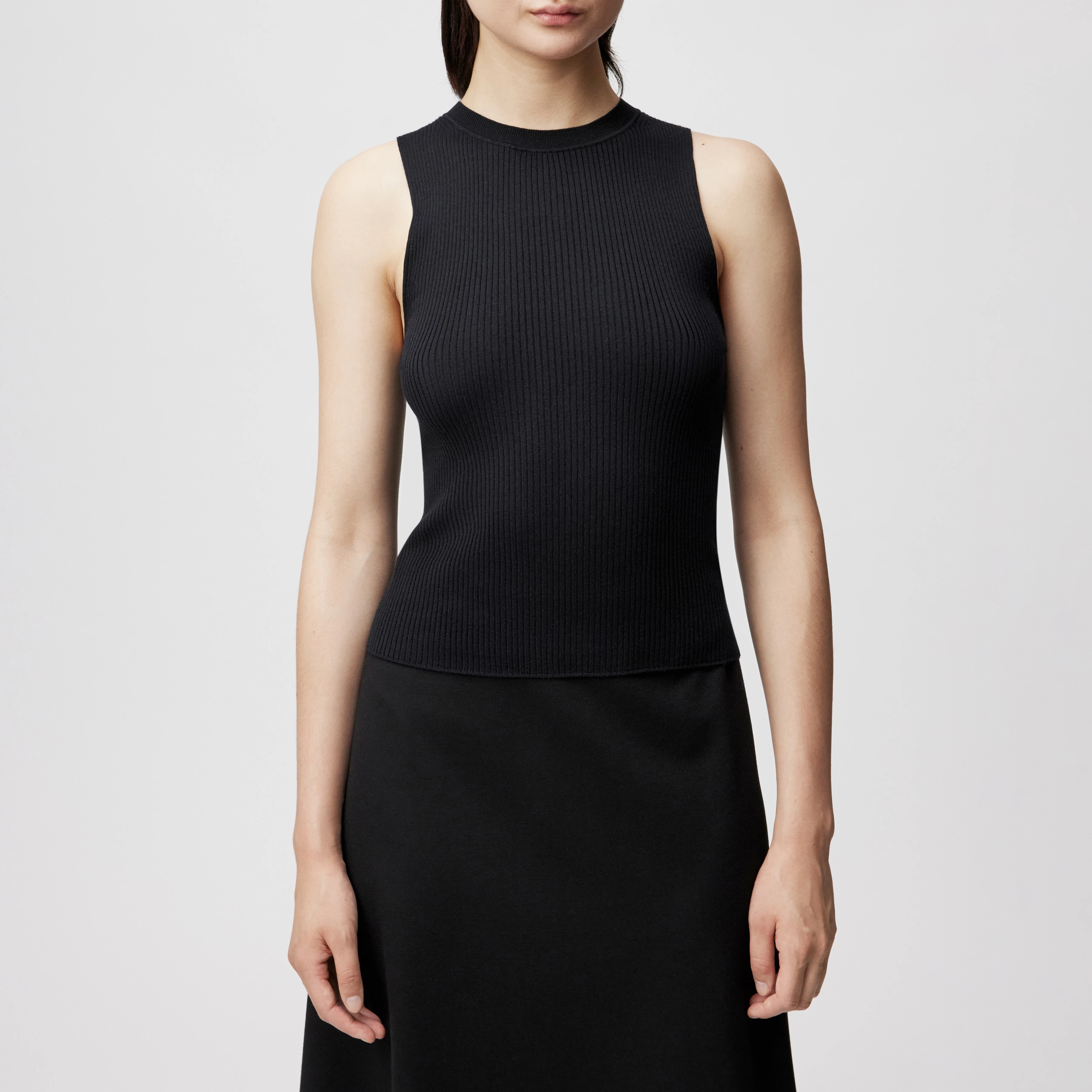 PHIA - Strick-Tanktop mit Rundhals in fließendem Wollmix - Damen - schwarz - Frontansicht