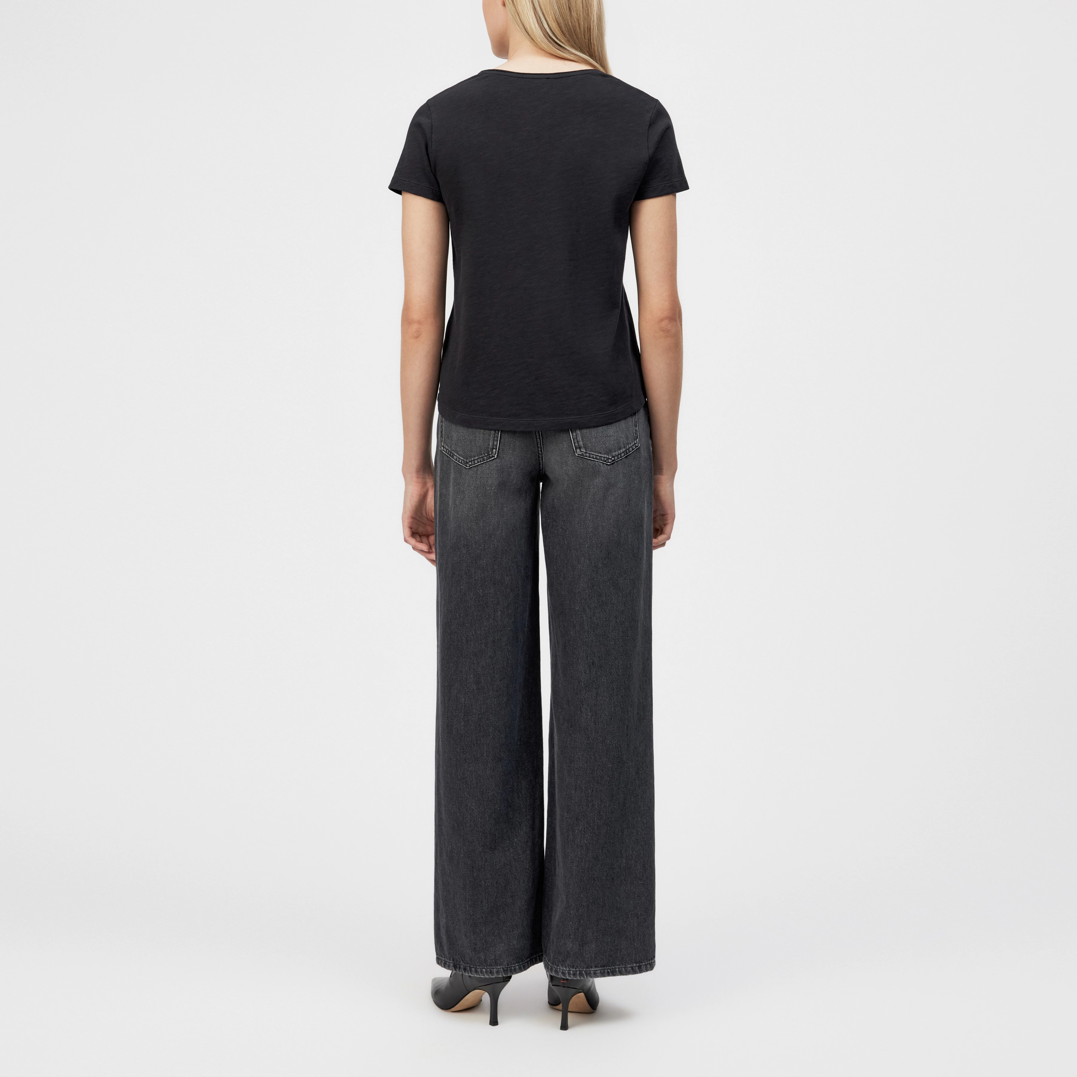 NAVIVI - Pure cotton T-shirt - women - black - Rückansicht