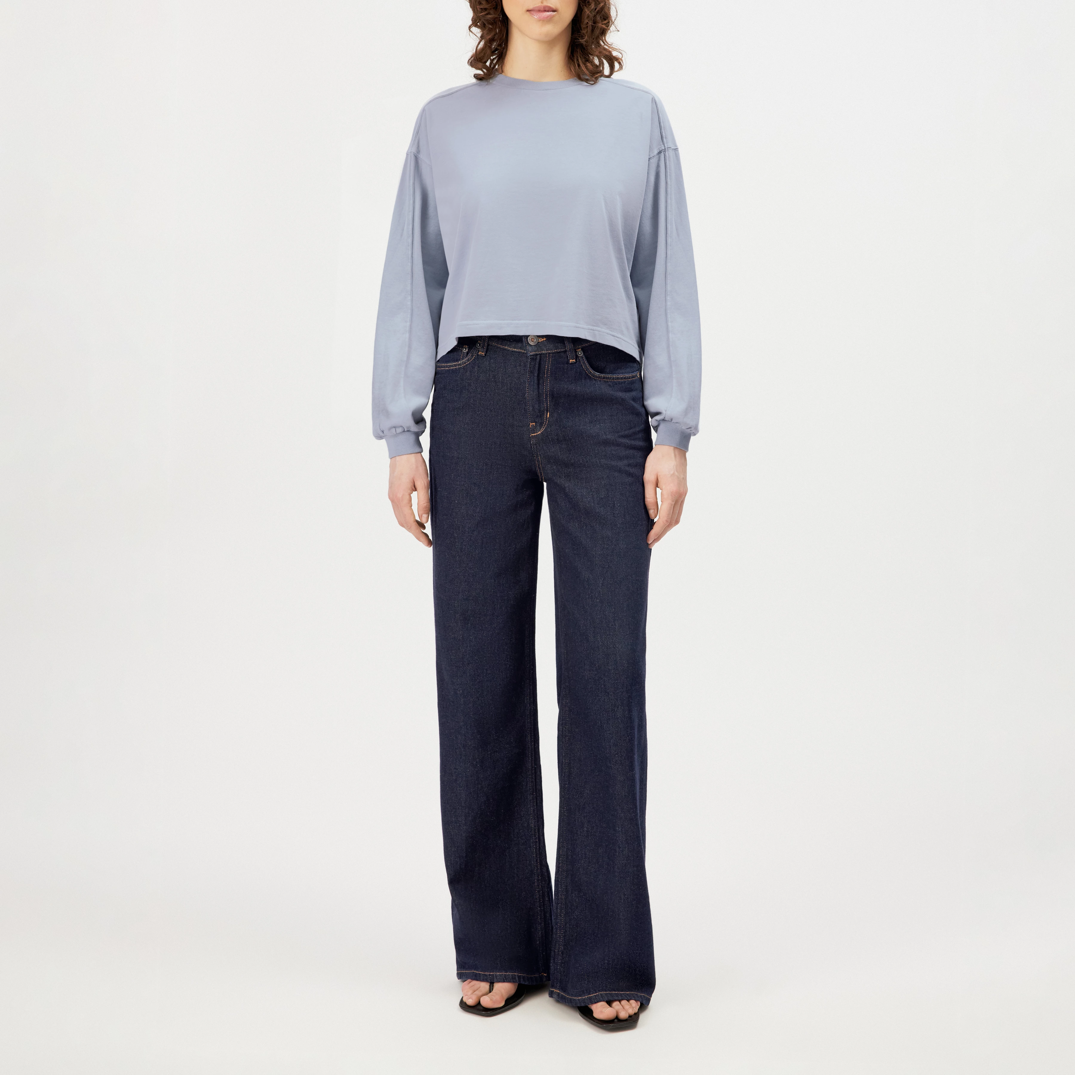 KELAI - Casual relaxed-fit cotton sweatshirt - women - blue - Ganzkörper-Frontansicht