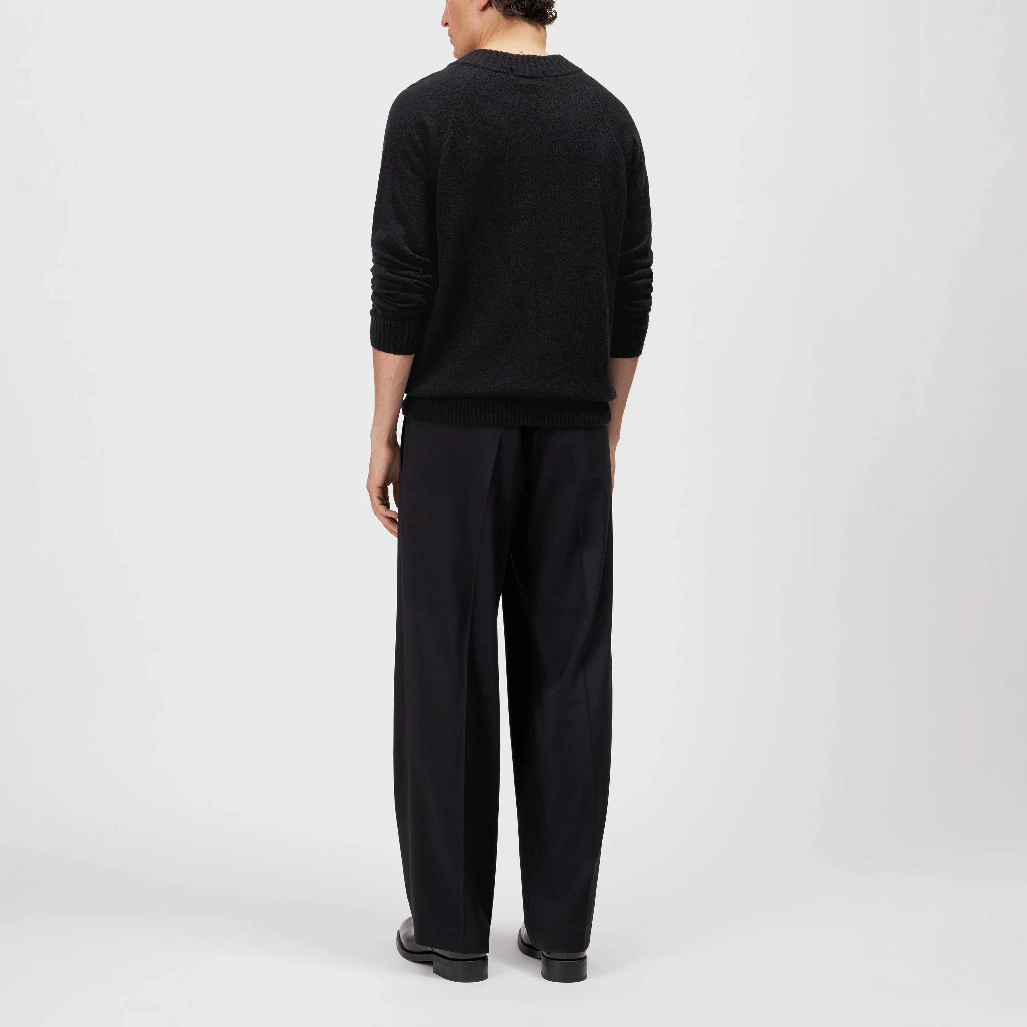 NUMIR - V-Neck Knitted Jumper in Wool Blend - men - black - Rückansicht