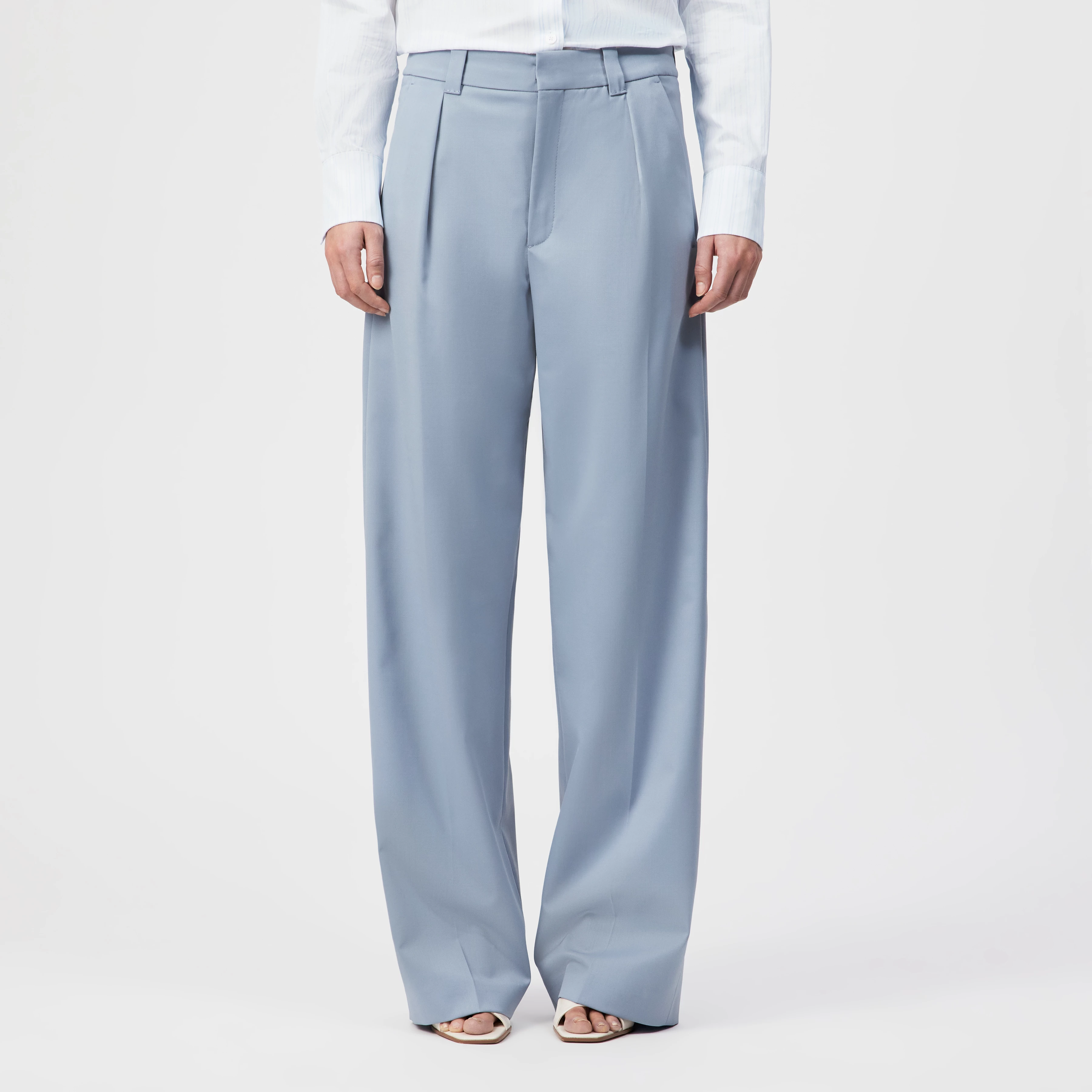 ADUCT - Tailored straight-leg trousers in wool blend - women - blue - Frontansicht