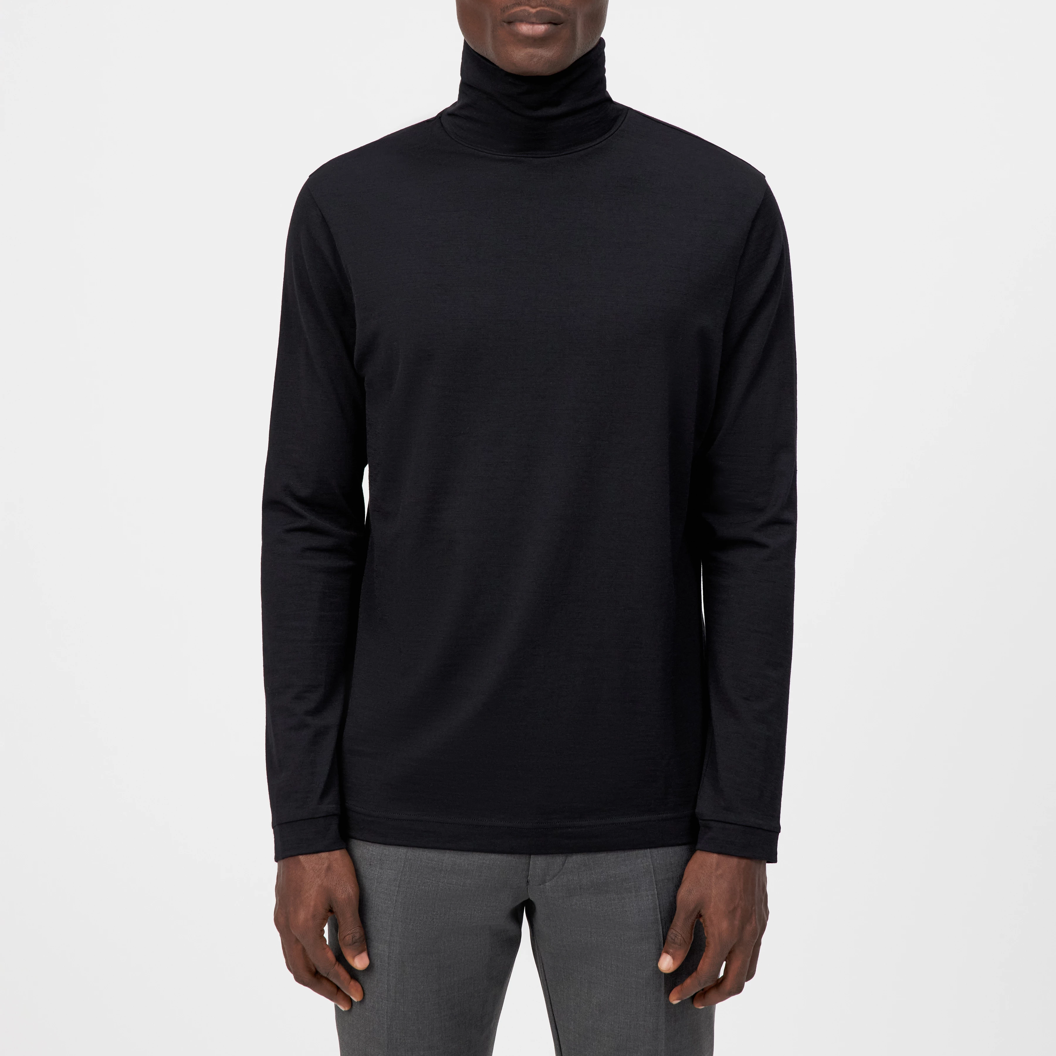 EMANUEL - Turtleneck Shirt in Merino-Mix - Herren - schwarz - Frontansicht
